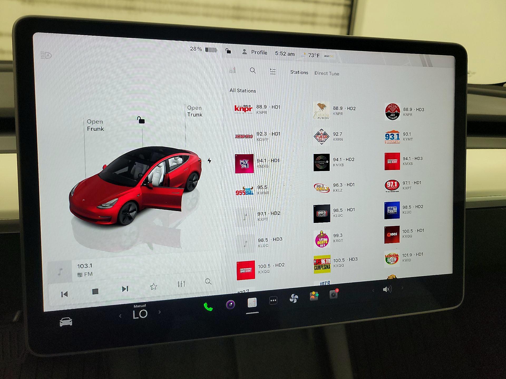 Thumbnail: 2023 Tesla Model 3 - 15