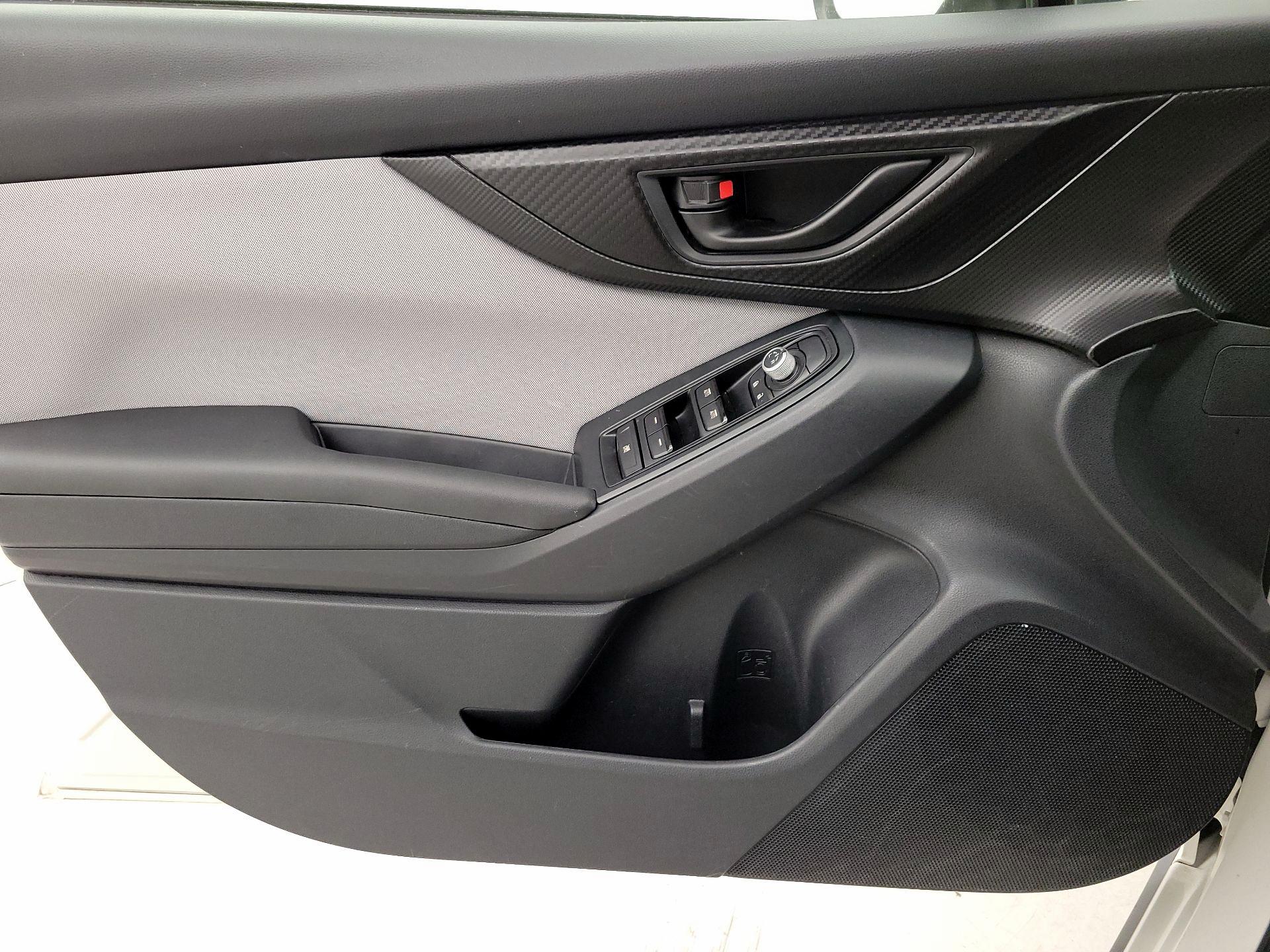 Thumbnail: 2020 Subaru Crosstrek - 12