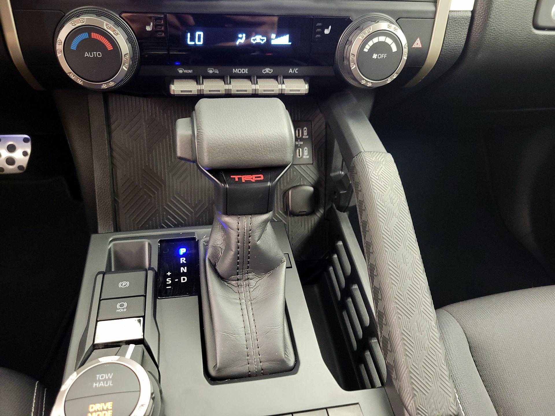 Thumbnail: 2024 Toyota Tacoma - 17