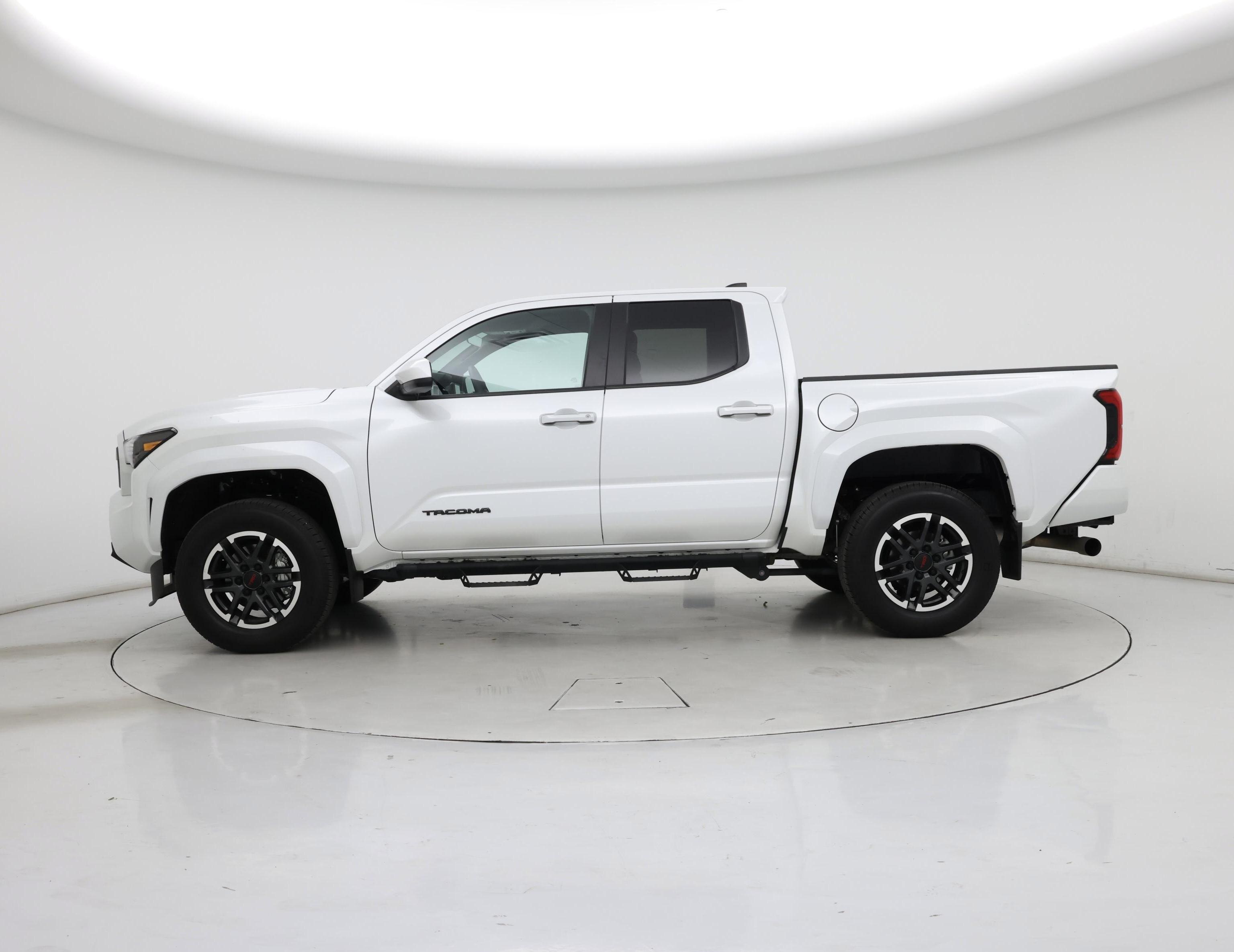 Thumbnail: 2024 Toyota Tacoma - 3