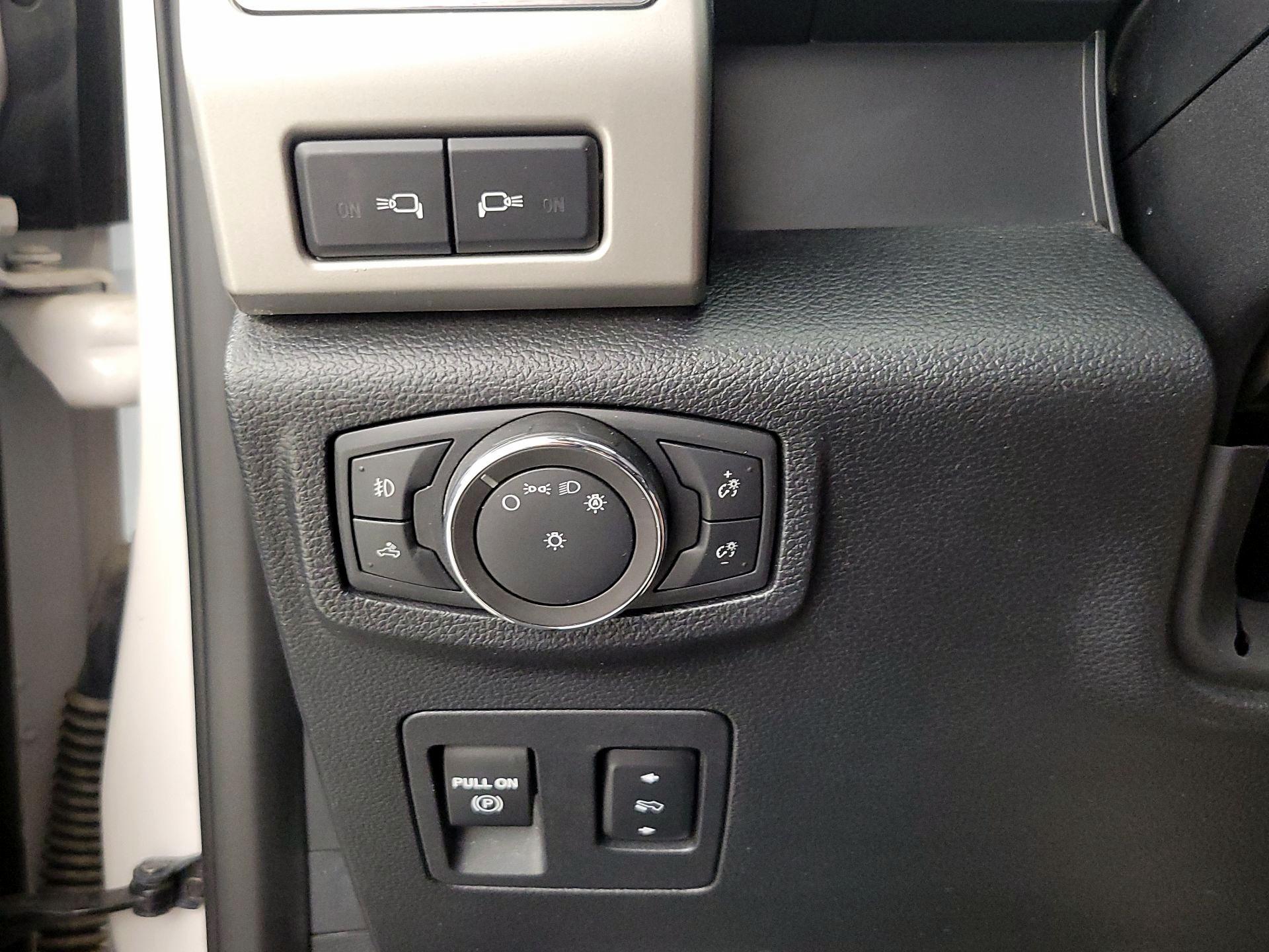 Thumbnail: 2019 Ford F-150 - 13