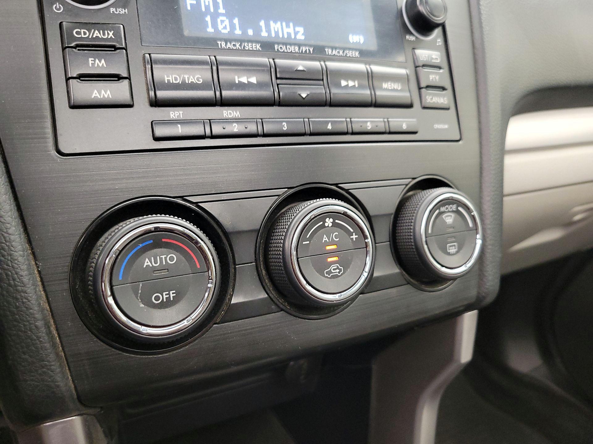 Thumbnail: 2015 Subaru Forester - 16