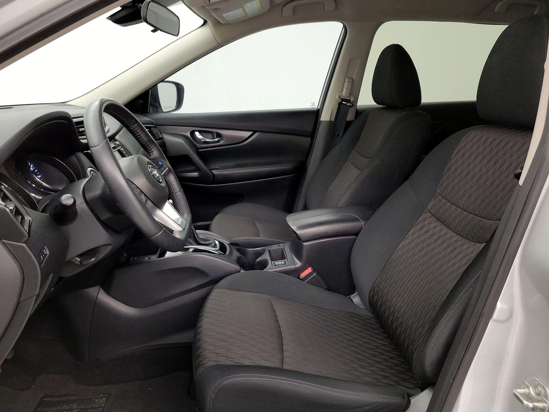 Thumbnail: 2019 Nissan Rogue - 11
