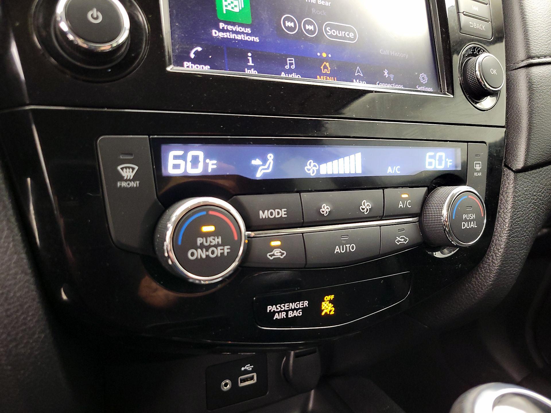 Thumbnail: 2019 Nissan Rogue - 17