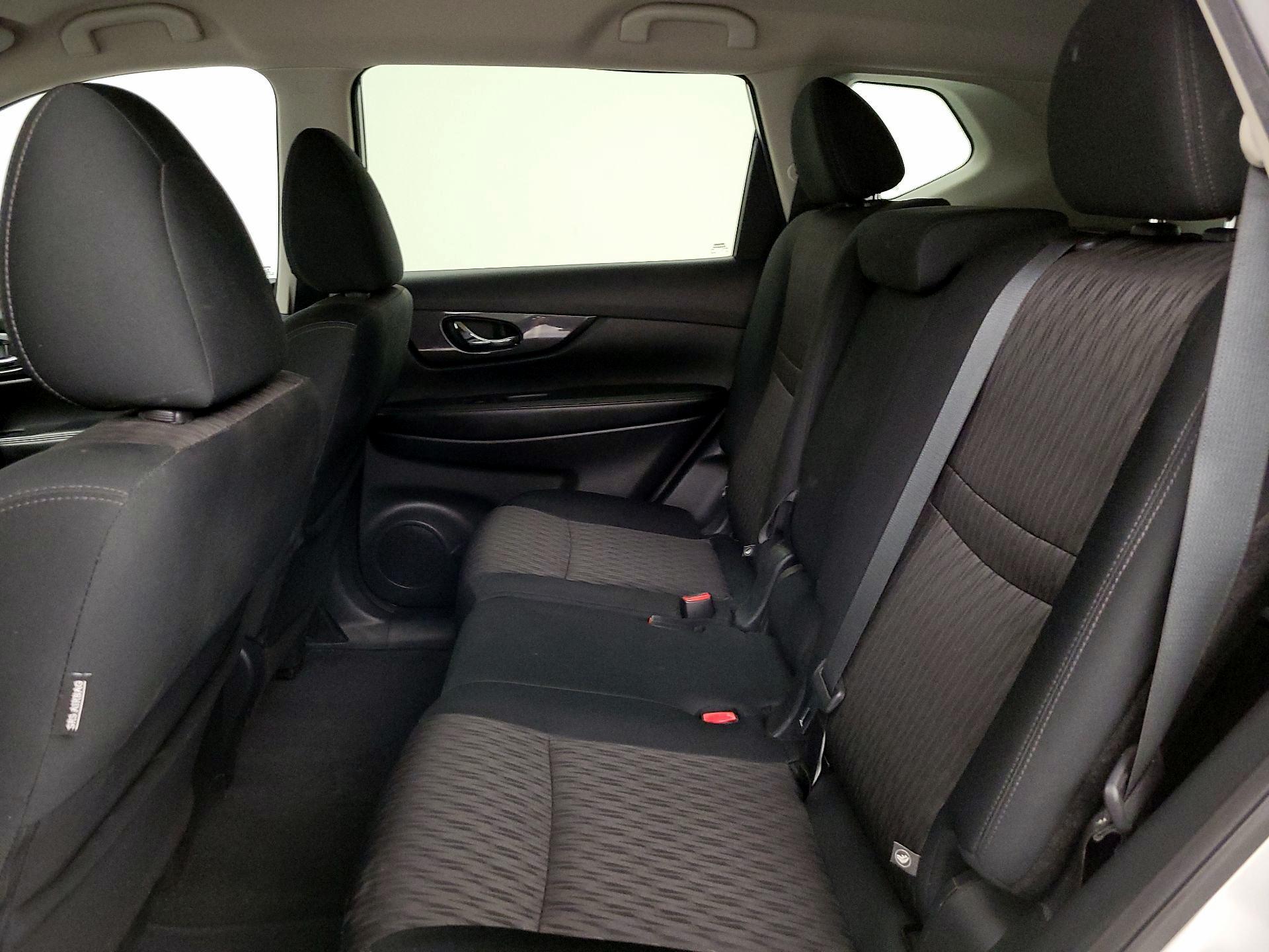 Thumbnail: 2019 Nissan Rogue - 20