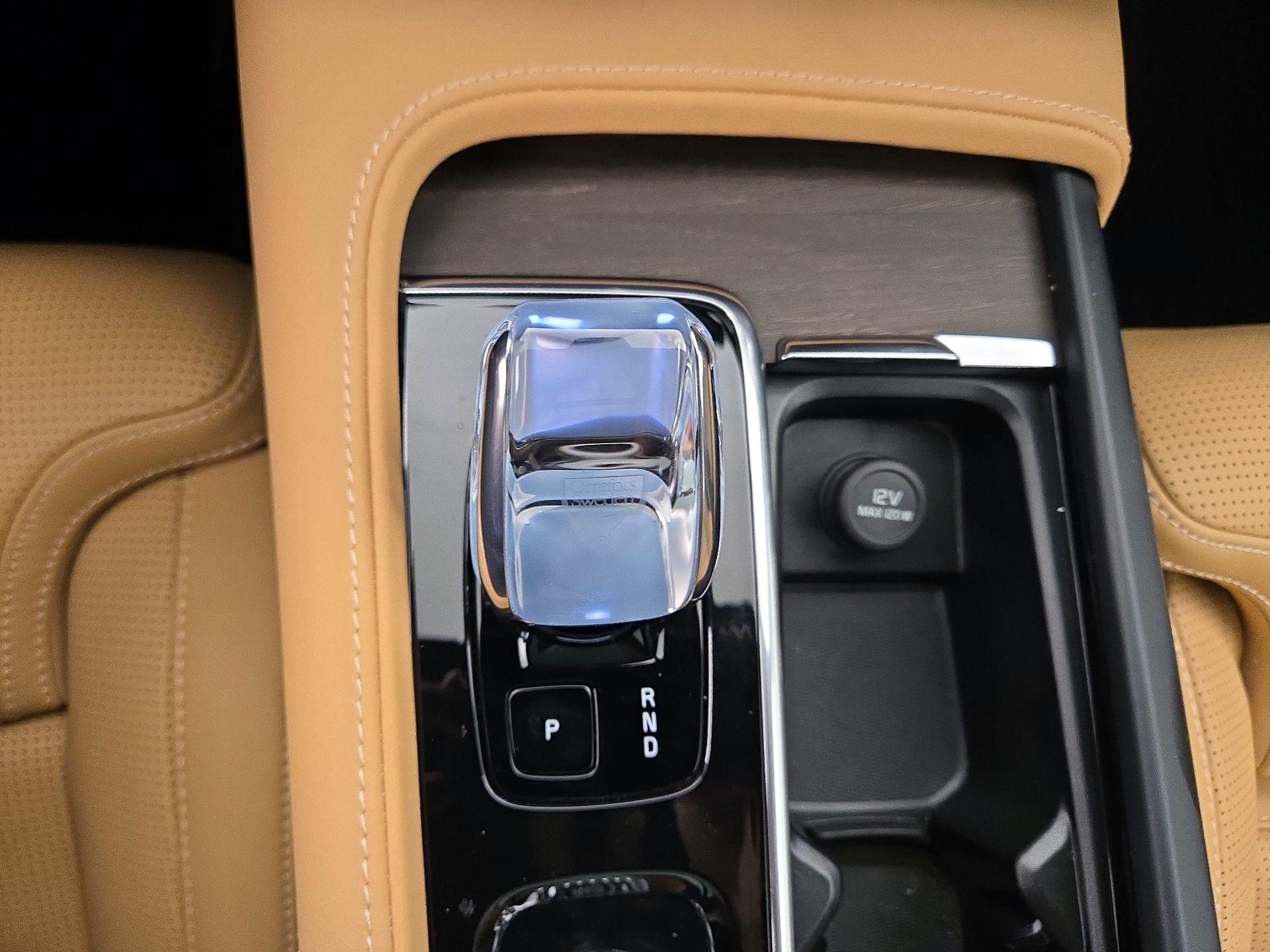 Thumbnail: 2024 Volvo S90 - 18