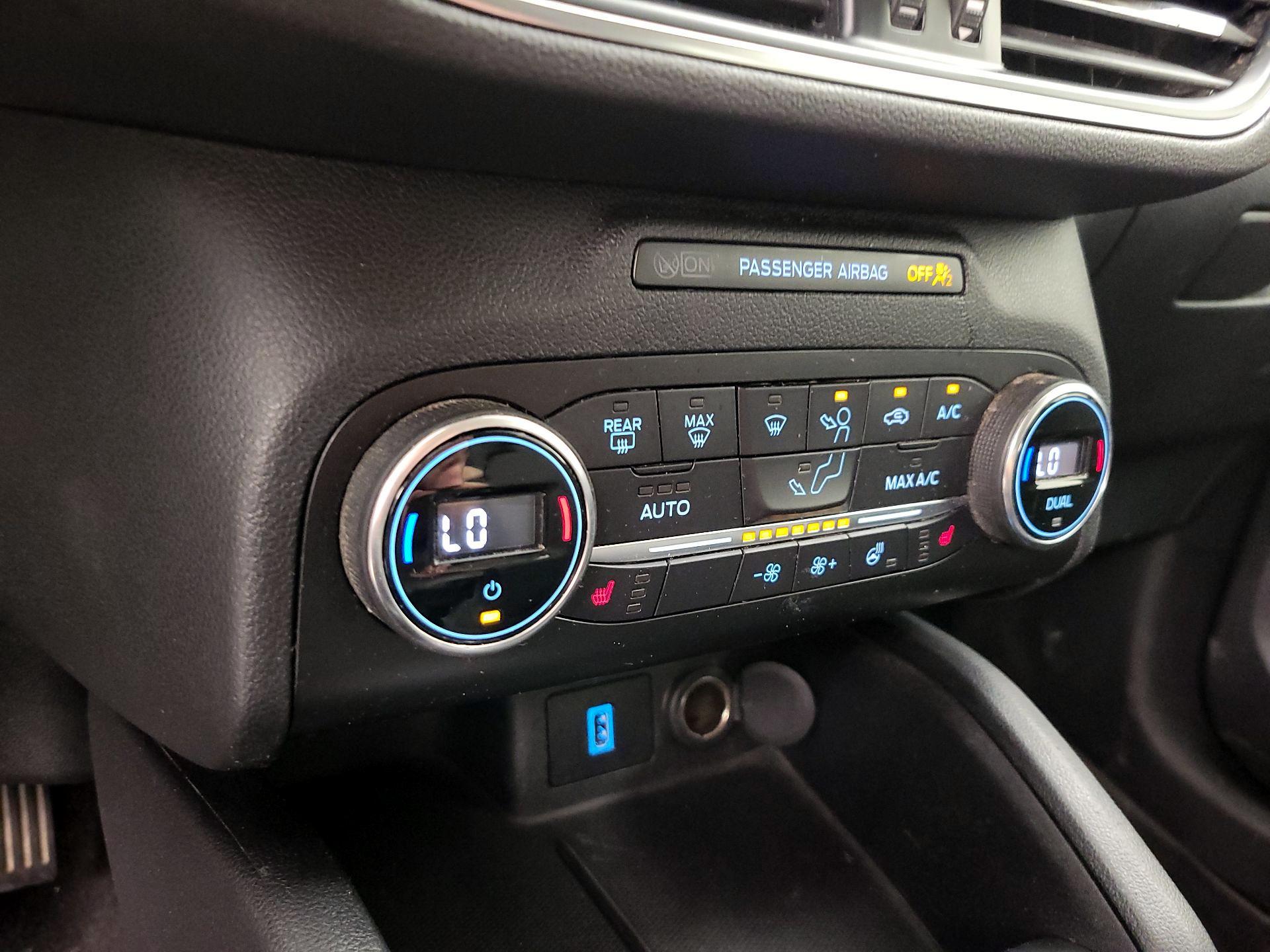 Thumbnail: 2020 Ford Escape - 17