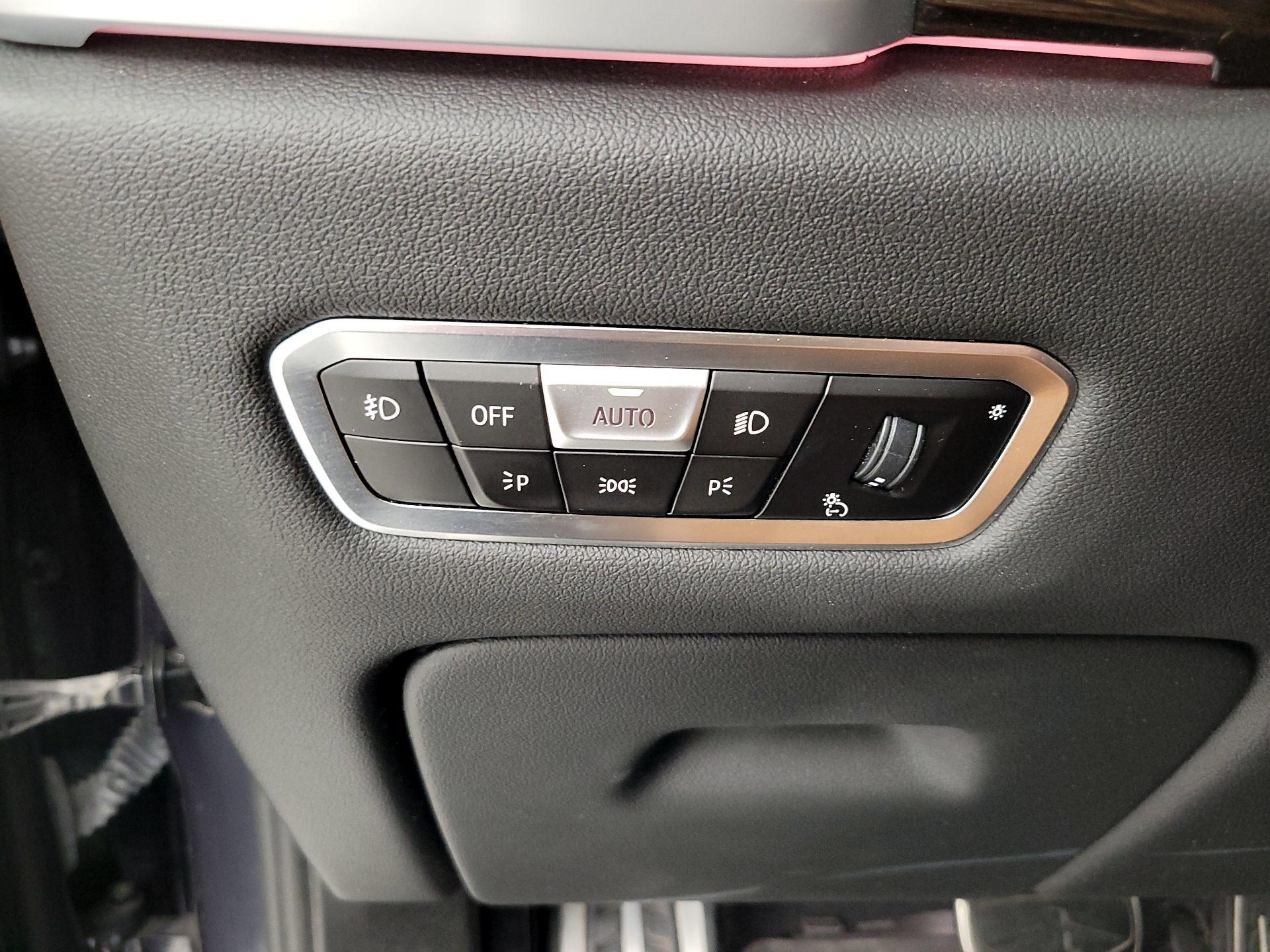 Thumbnail: 2020 BMW X5 - 13