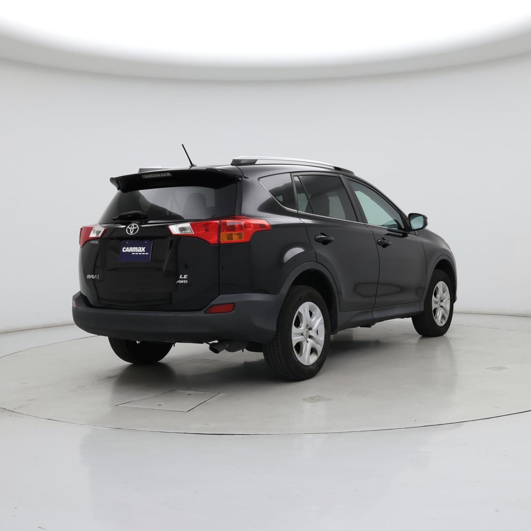 Thumbnail: 2015 Toyota RAV4 - 8