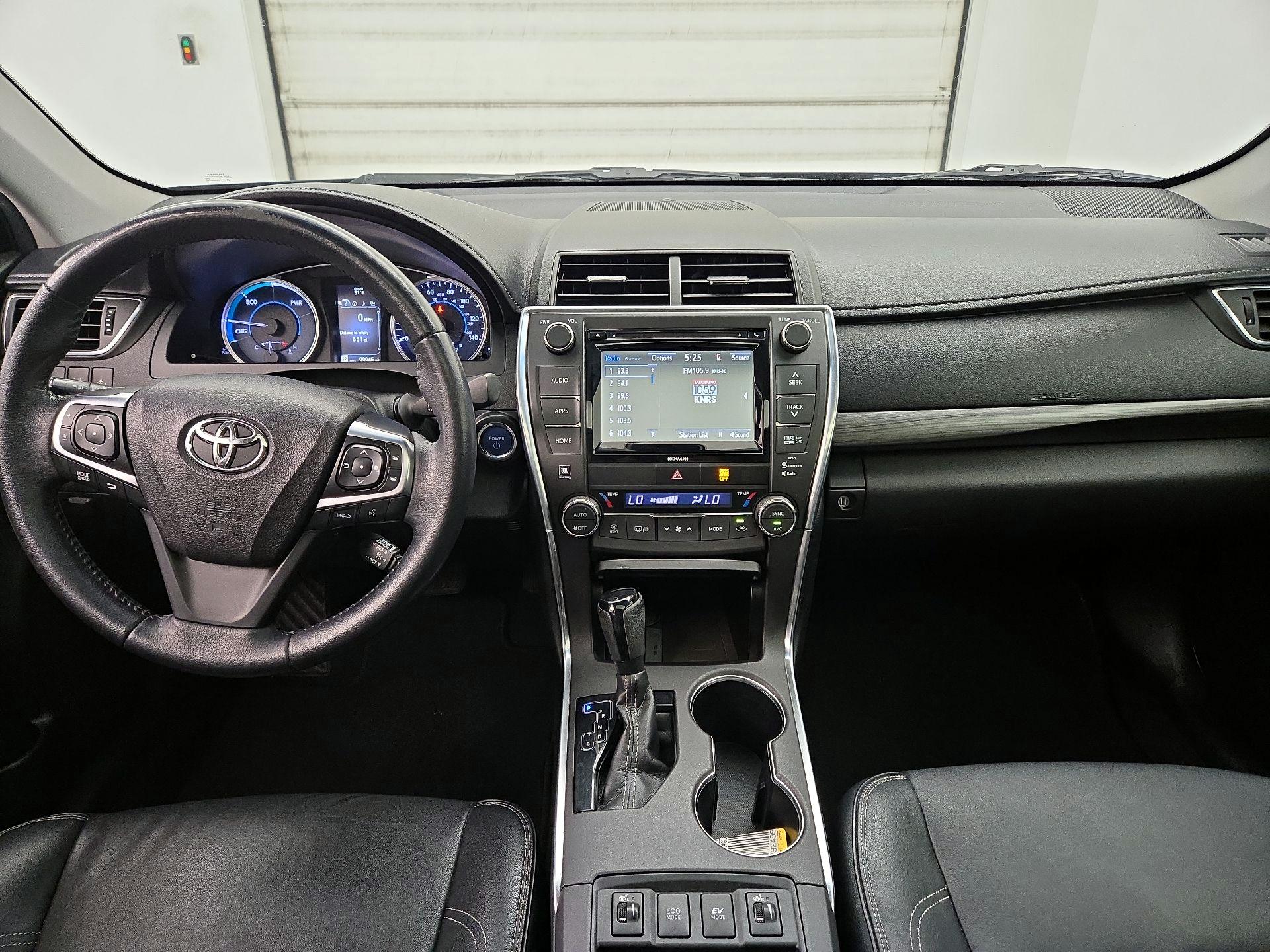 Thumbnail: 2016 Toyota Camry - 9