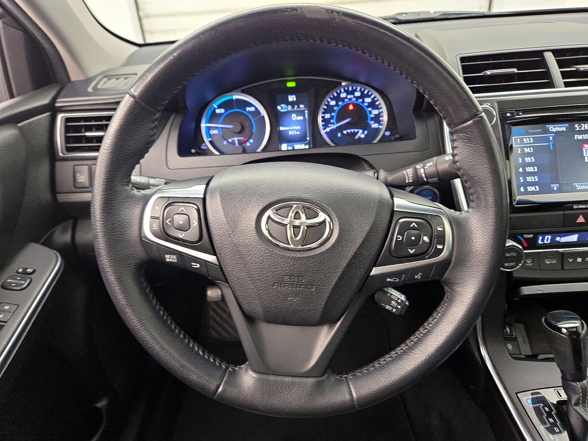 Thumbnail: 2016 Toyota Camry - 10