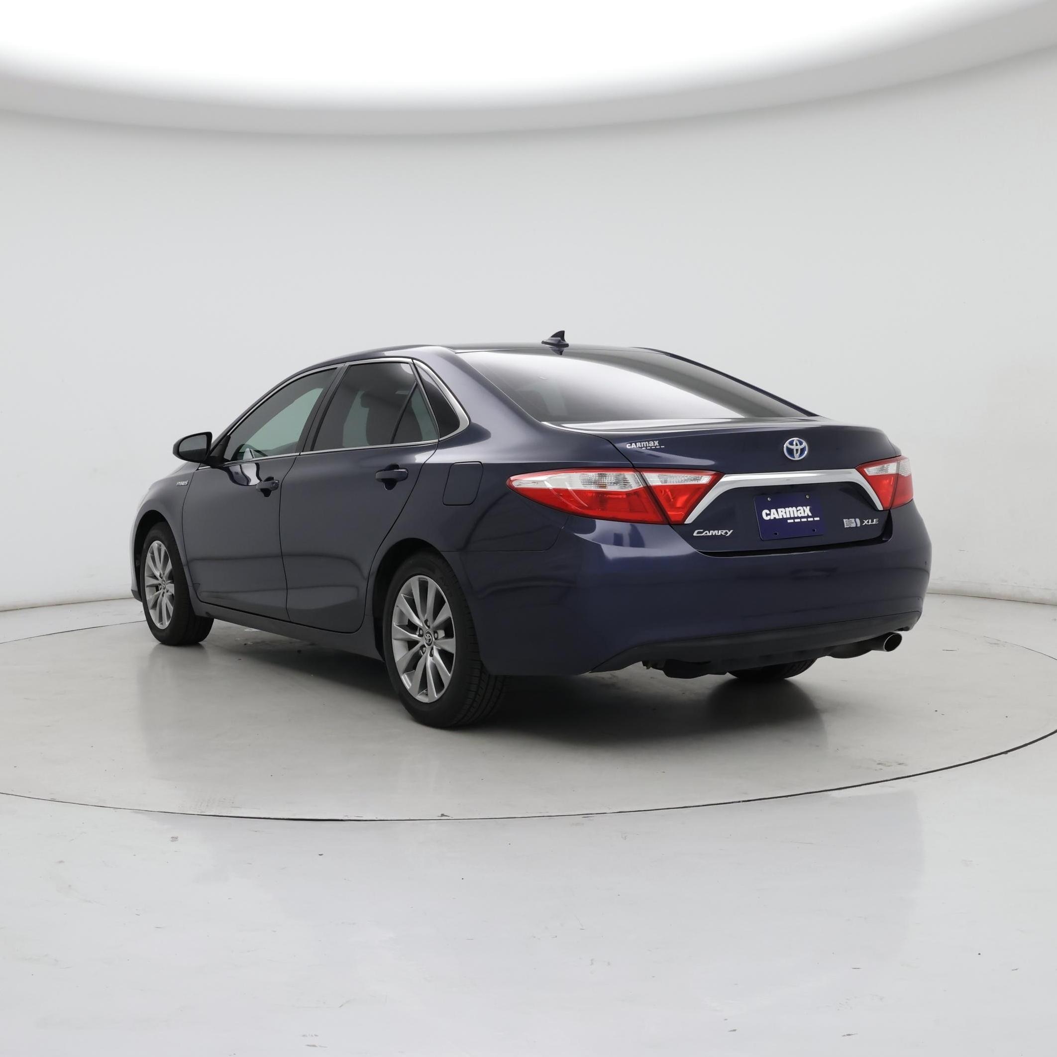 Thumbnail: 2016 Toyota Camry - 2