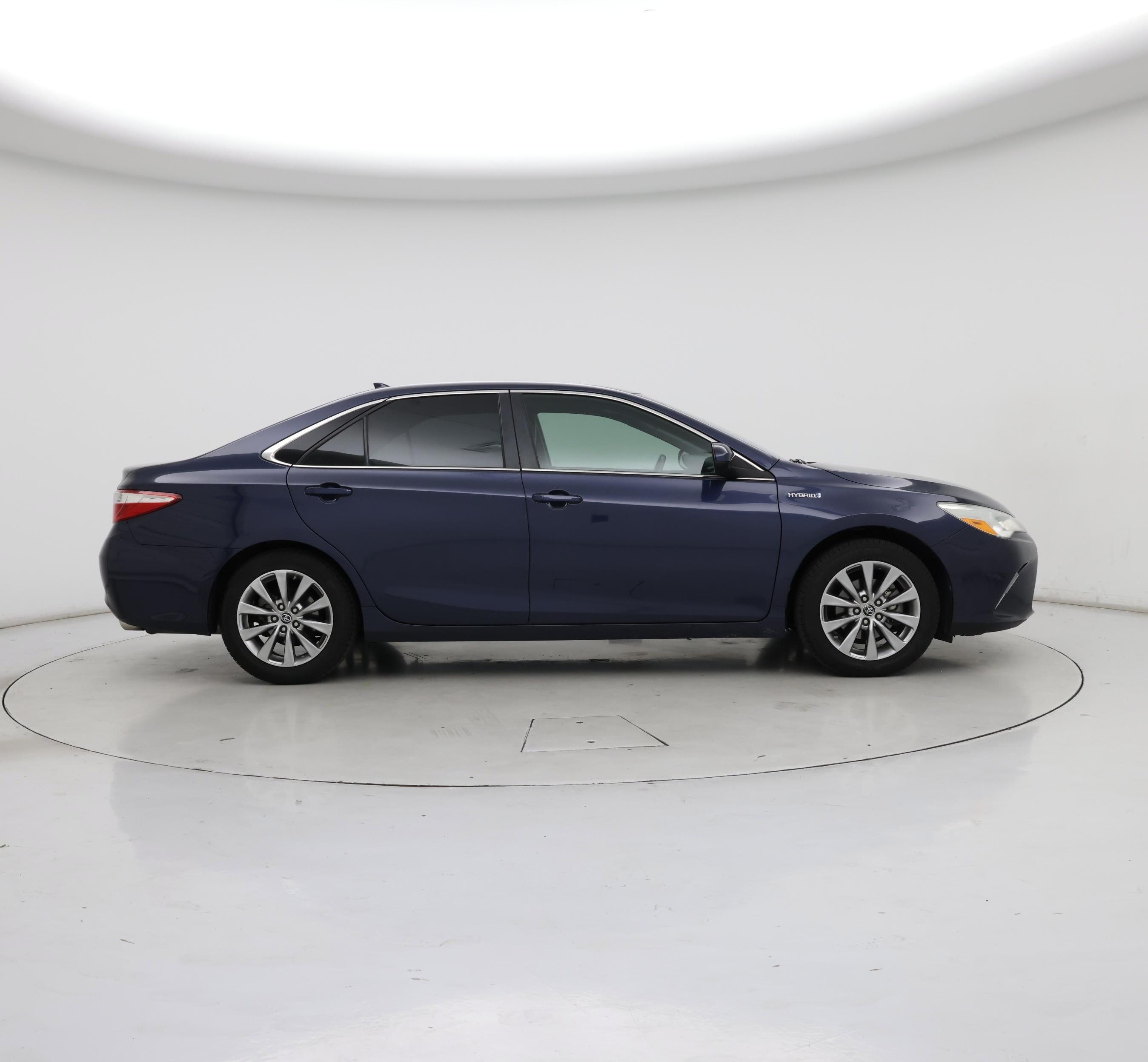 Thumbnail: 2016 Toyota Camry - 7