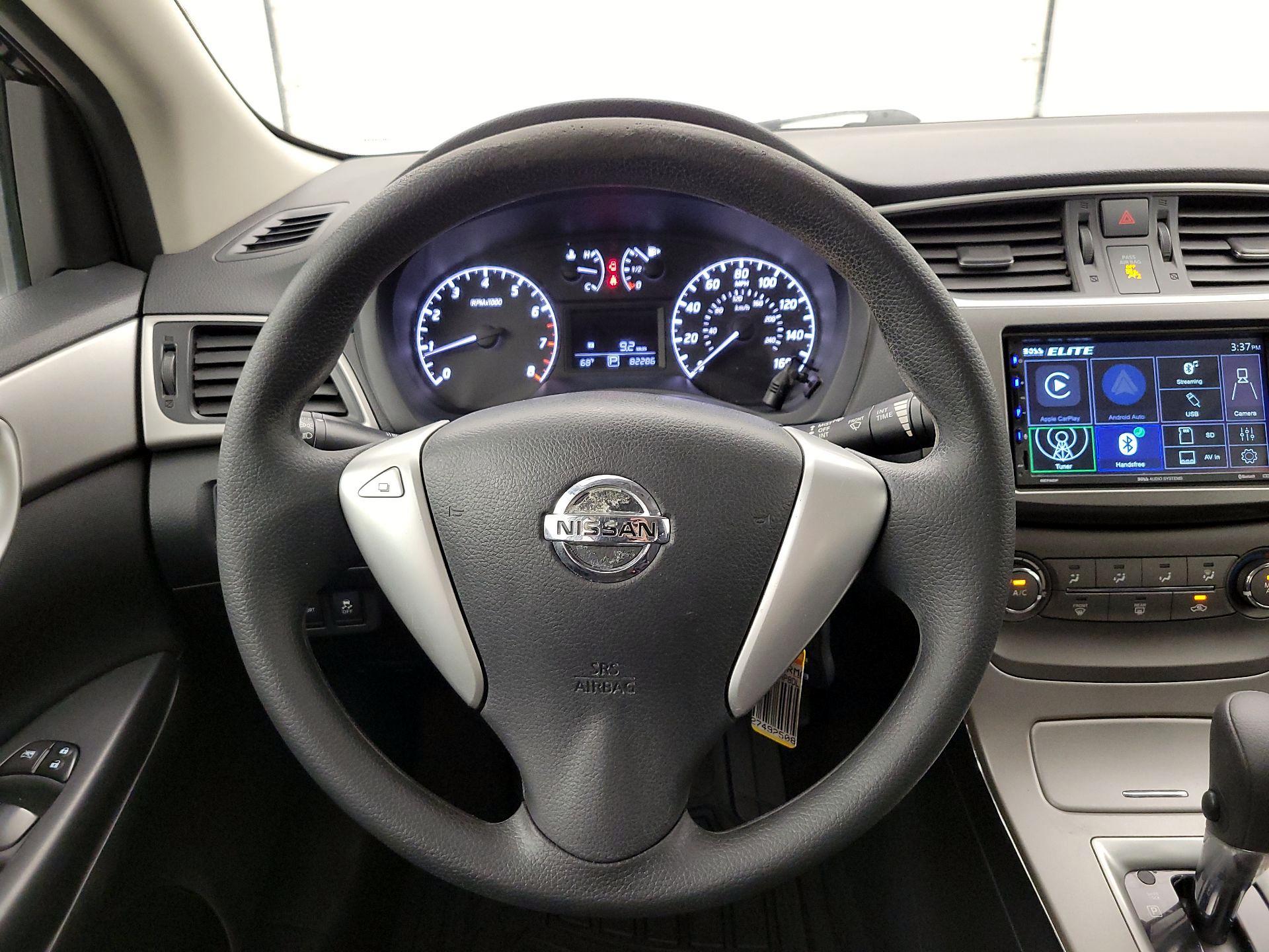 Thumbnail: 2013 Nissan Sentra - 10