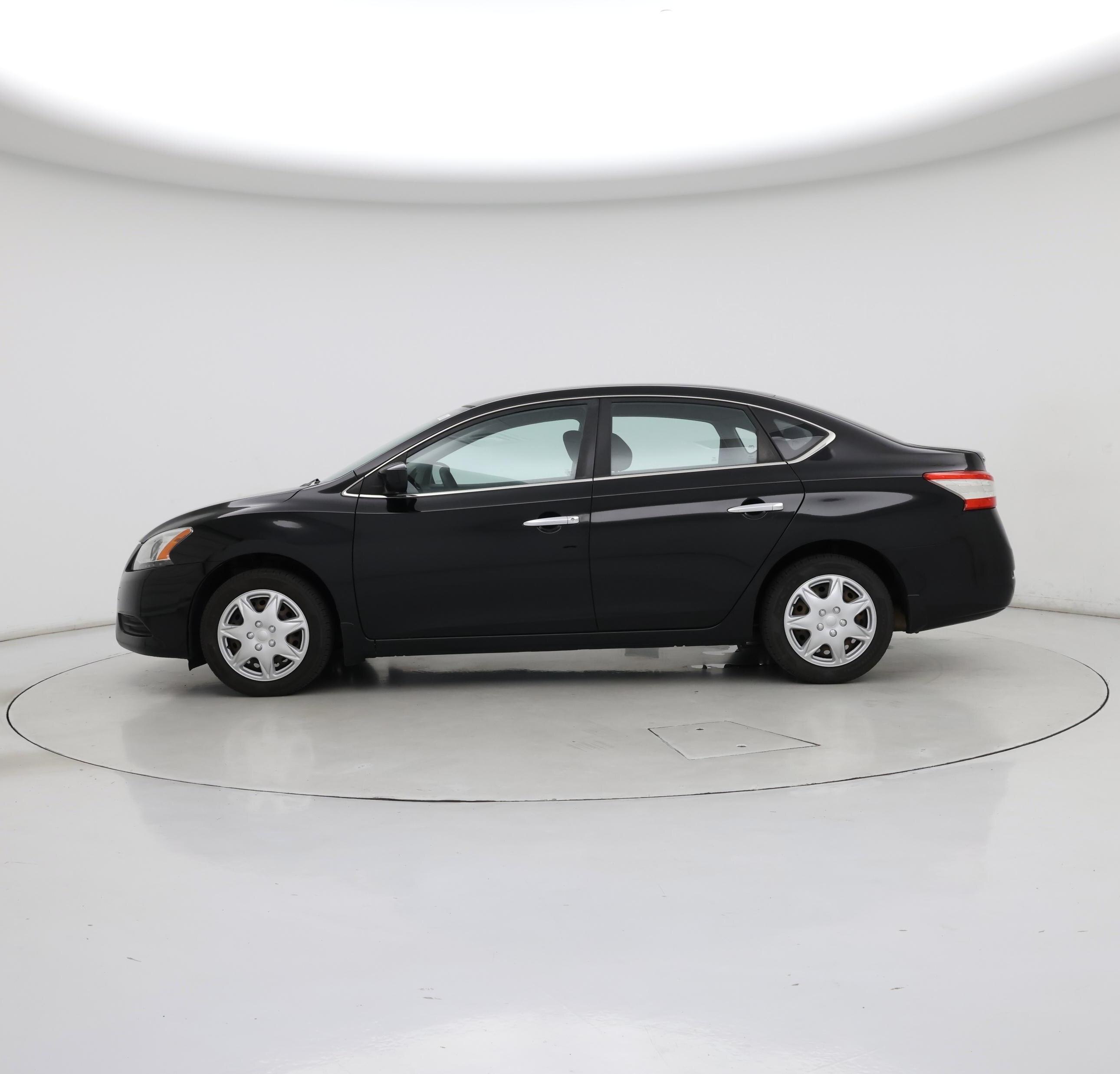 Thumbnail: 2013 Nissan Sentra - 3
