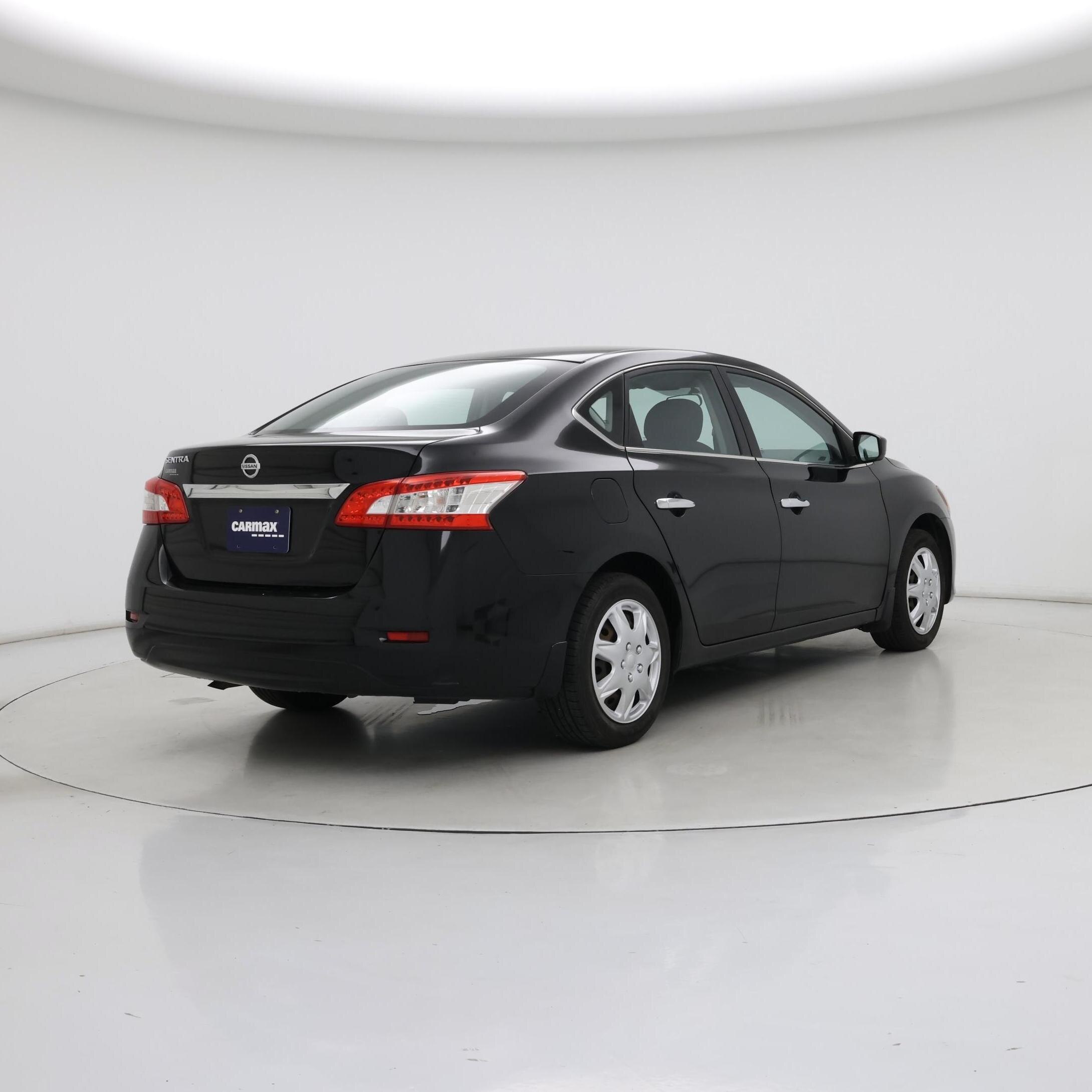 Thumbnail: 2013 Nissan Sentra - 8