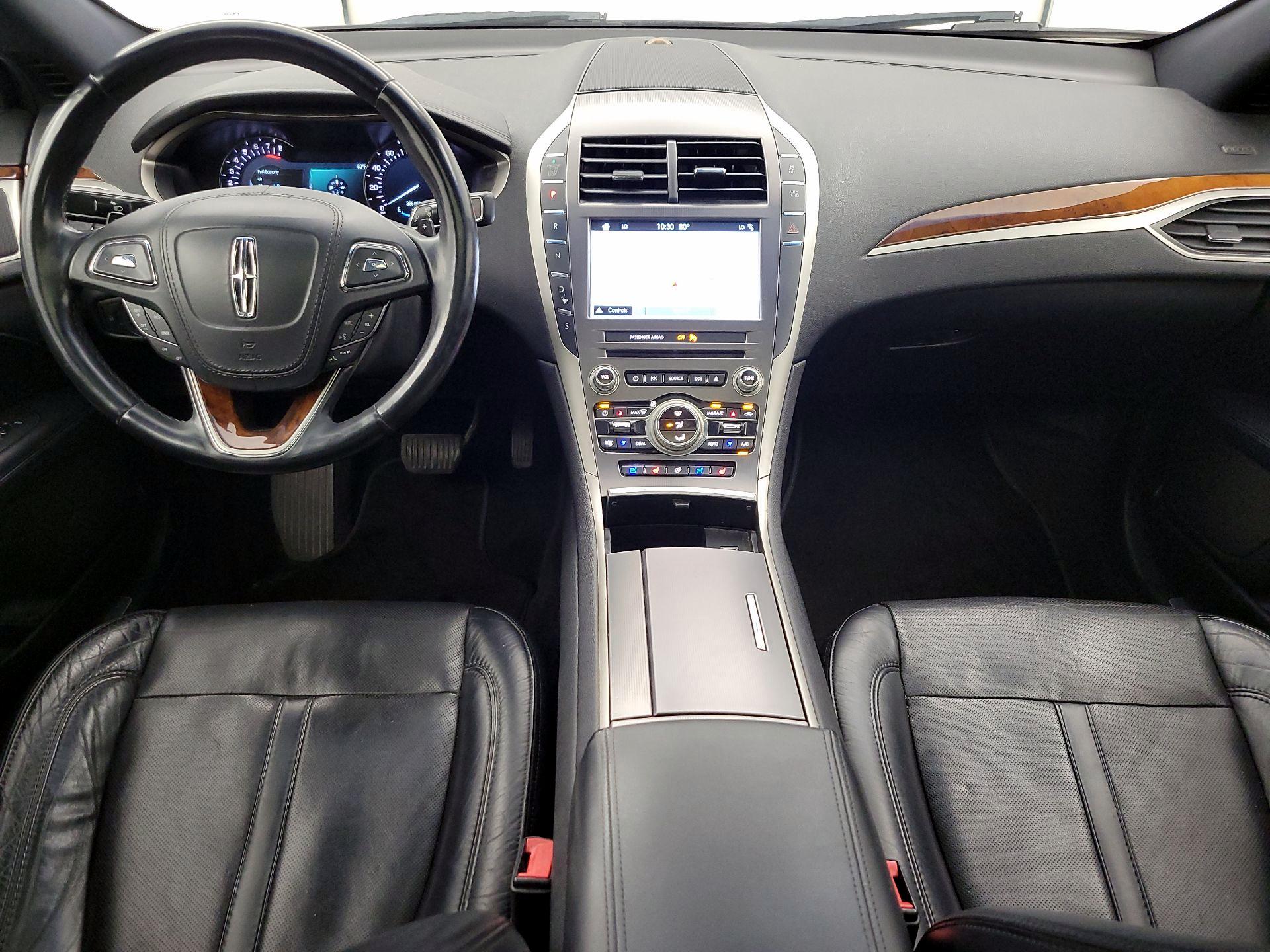 Thumbnail: 2017 Lincoln MKZ - 9