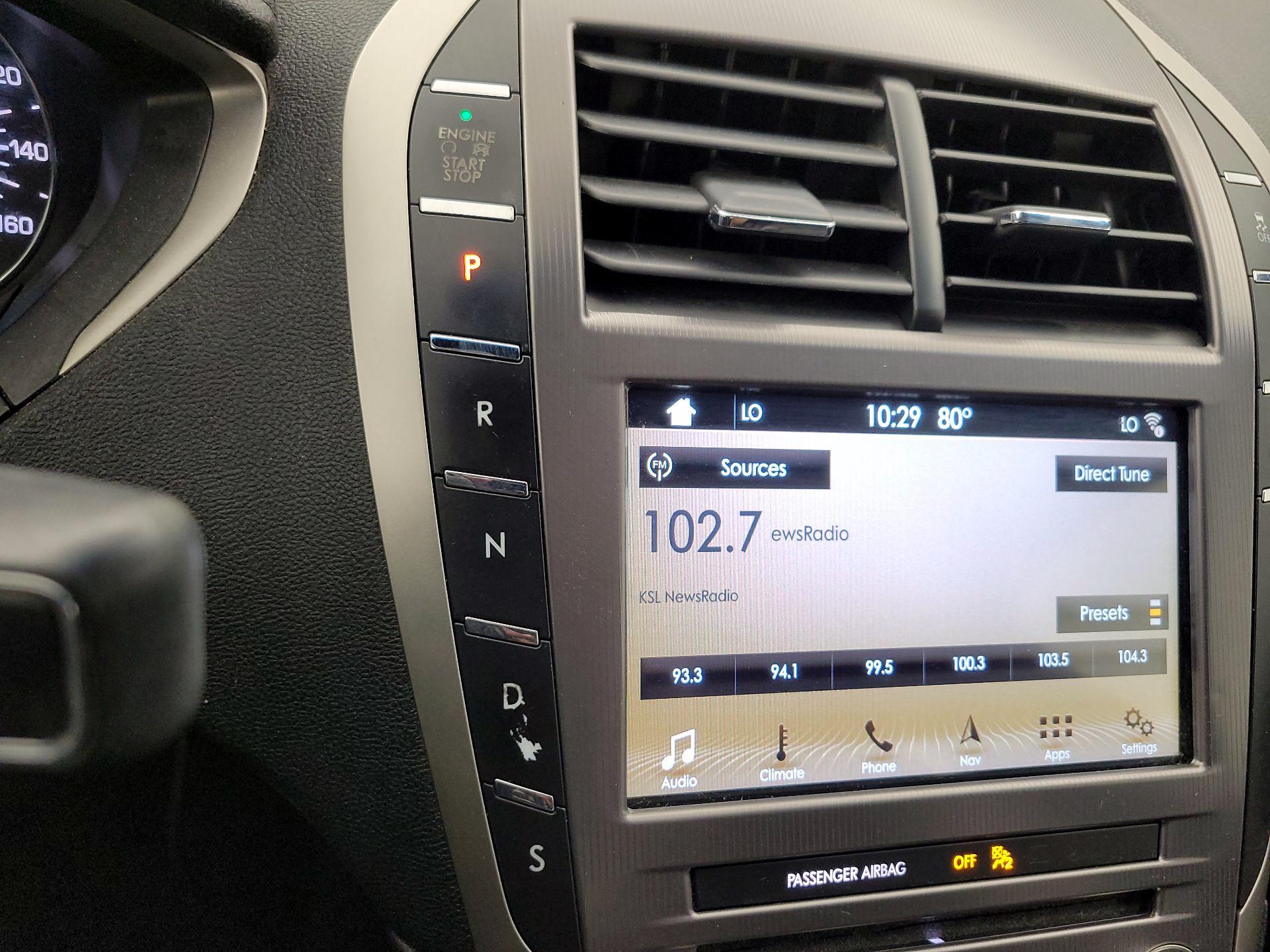Thumbnail: 2017 Lincoln MKZ - 18