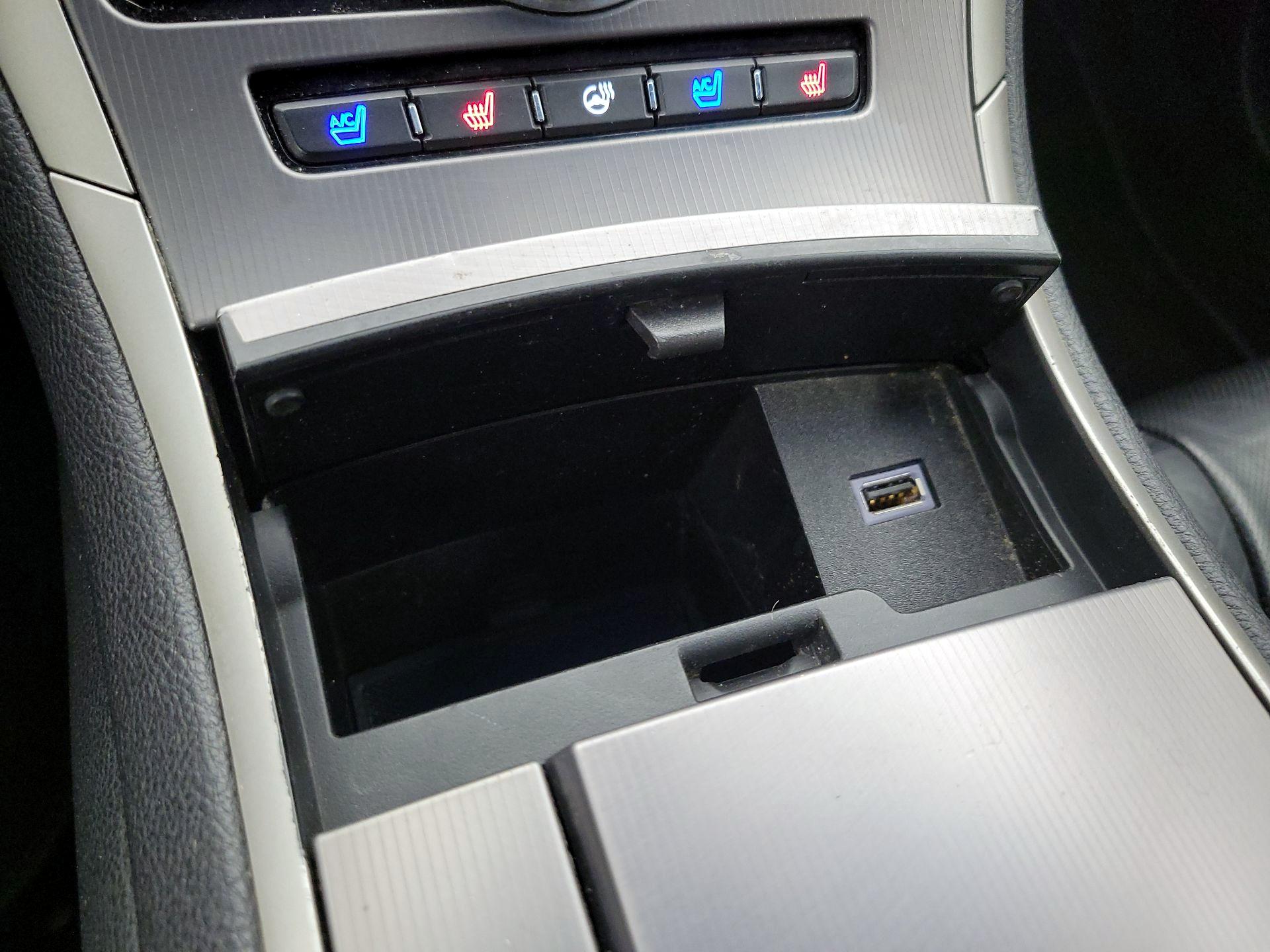 Thumbnail: 2017 Lincoln MKZ - 19