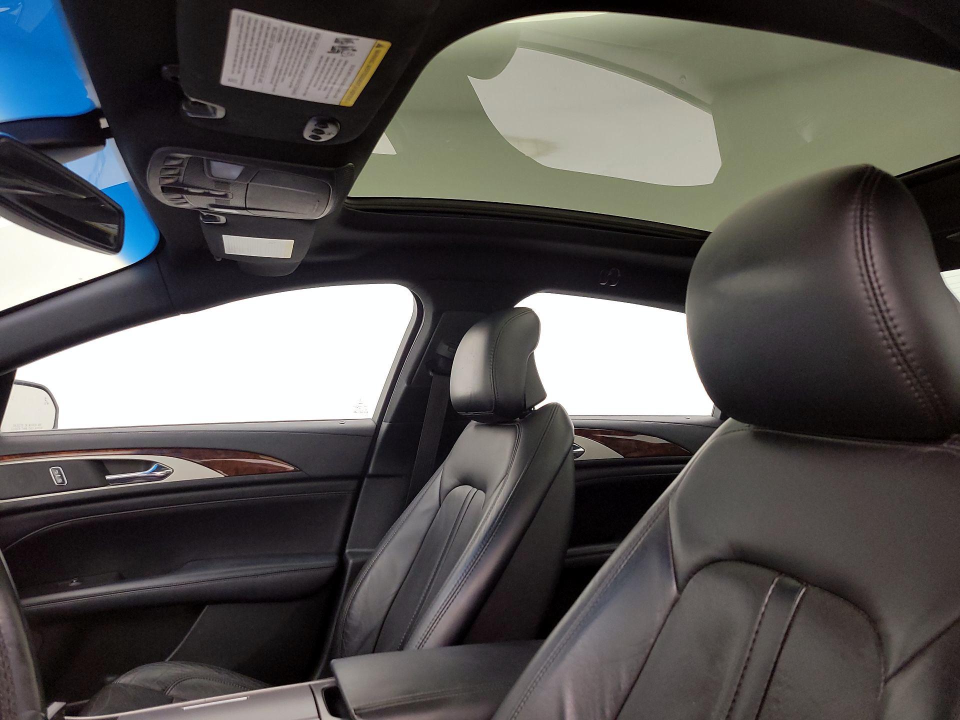 Thumbnail: 2017 Lincoln MKZ - 20
