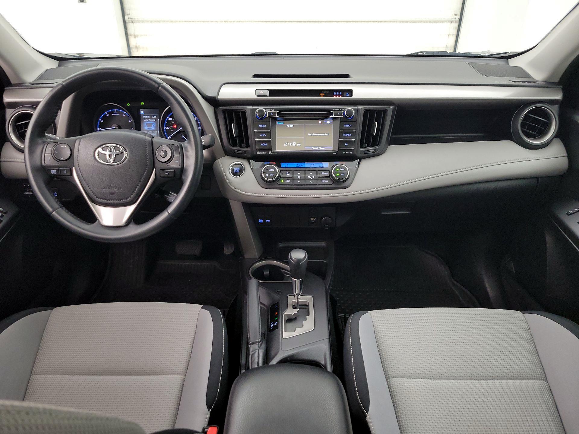 Thumbnail: 2018 Toyota RAV4 - 9