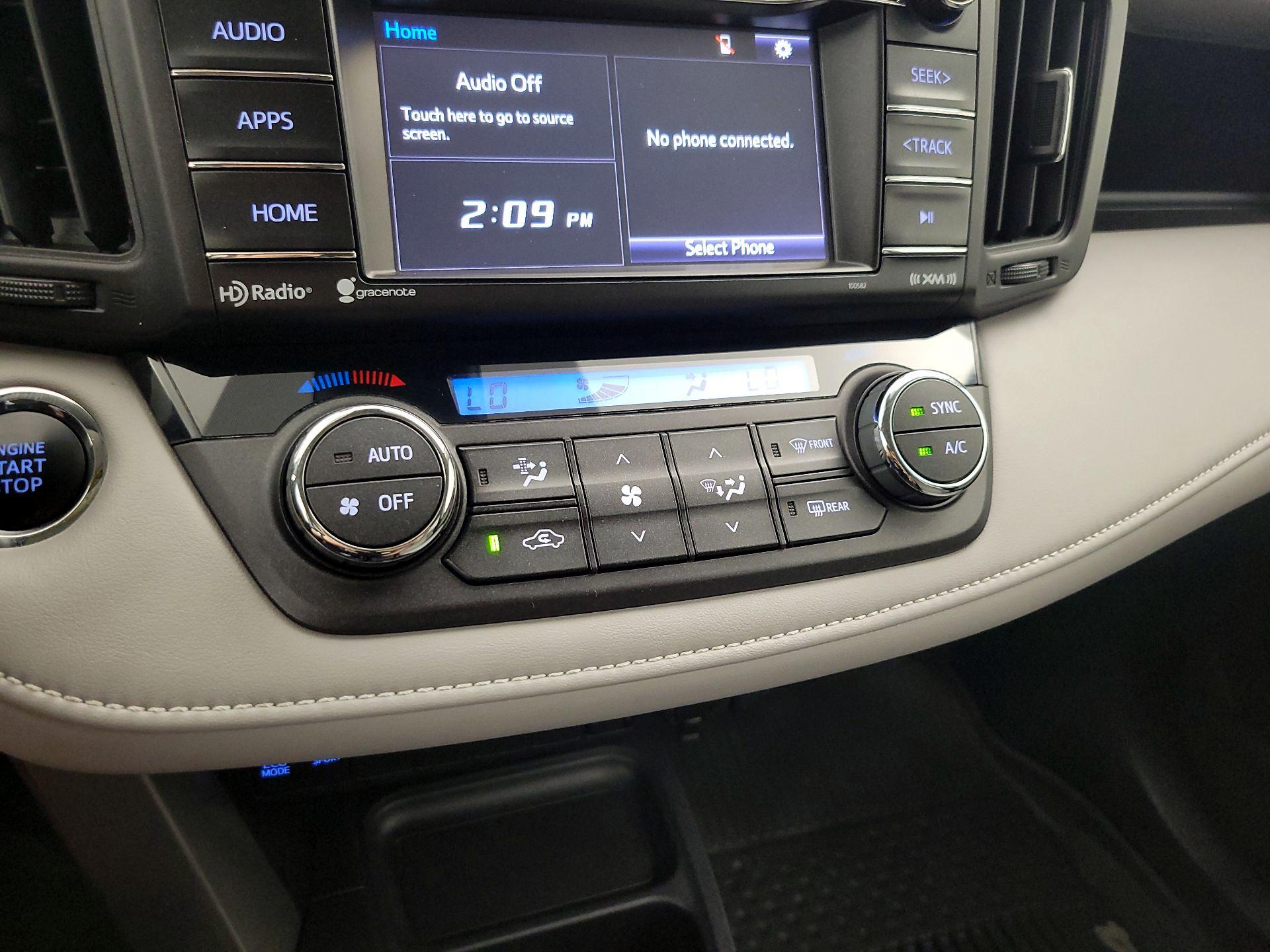 Thumbnail: 2018 Toyota RAV4 - 16