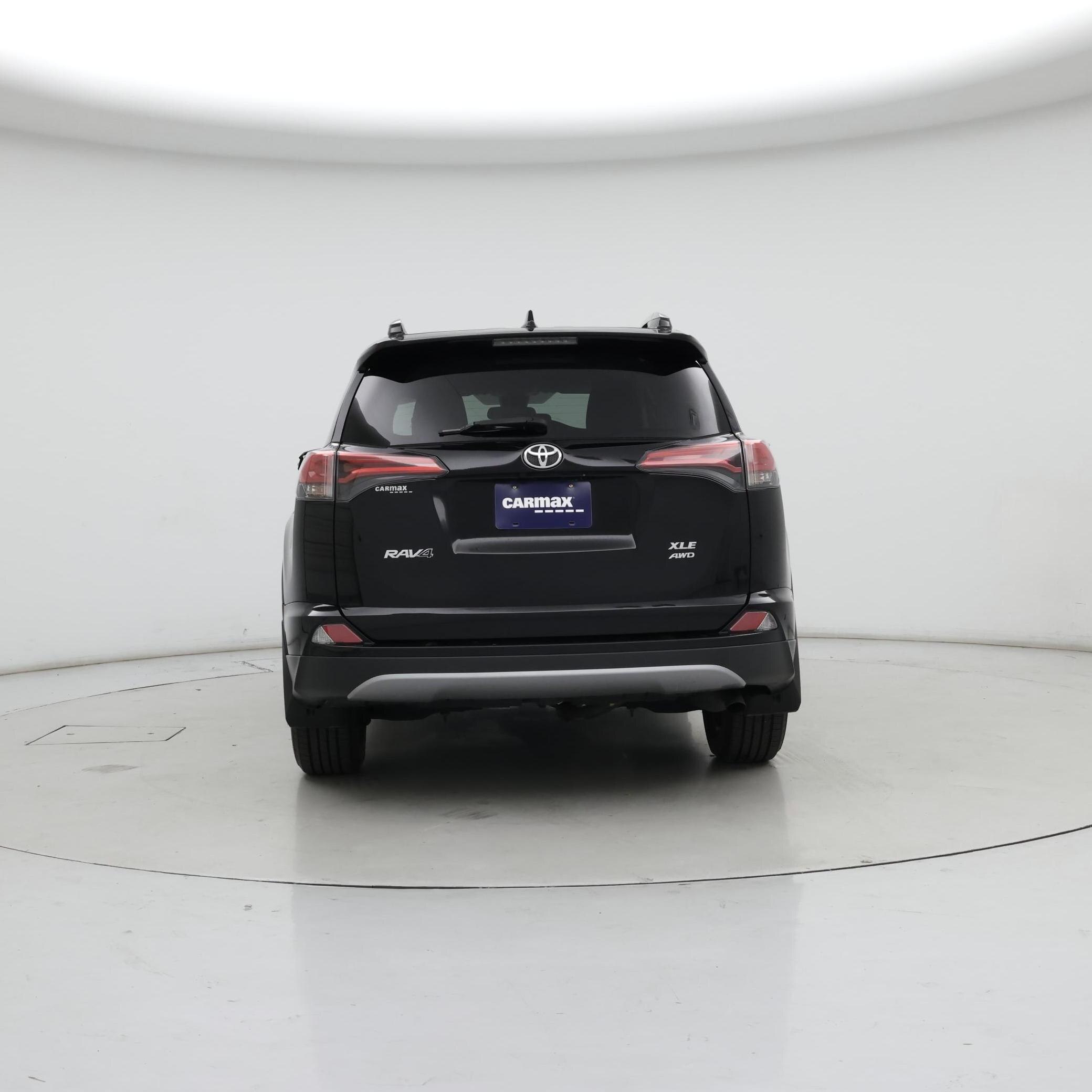 Thumbnail: 2018 Toyota RAV4 - 6
