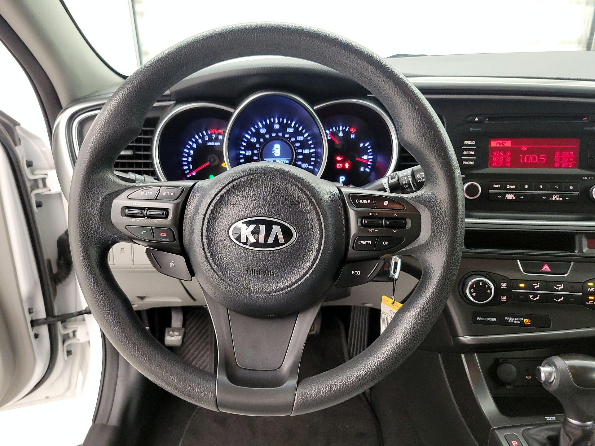 Thumbnail: 2014 Kia Optima - 10