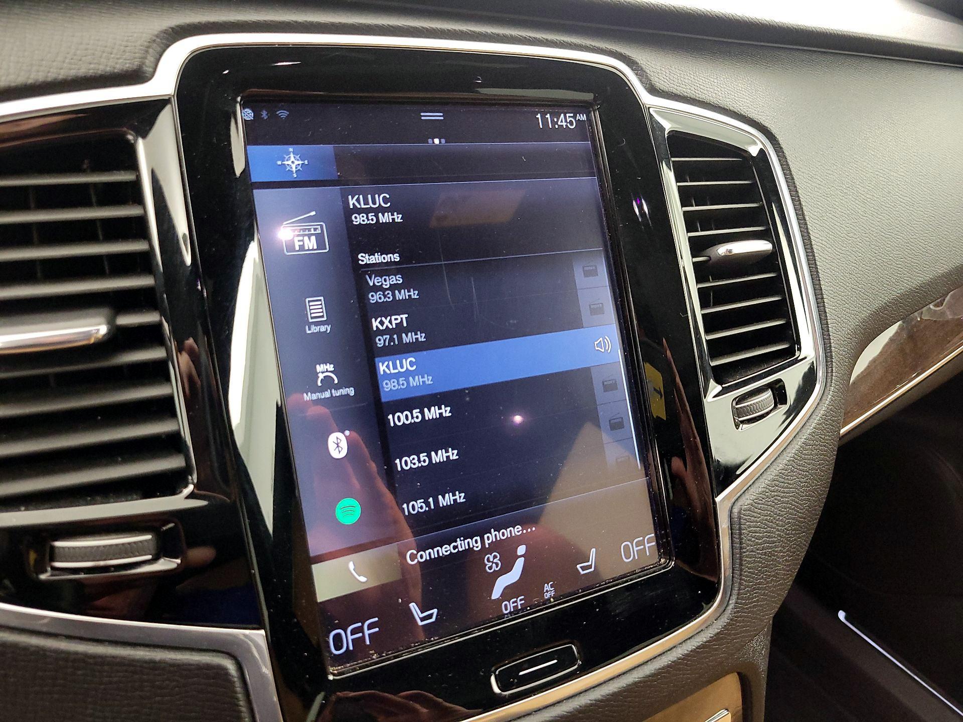Thumbnail: 2017 Volvo XC90 - 15
