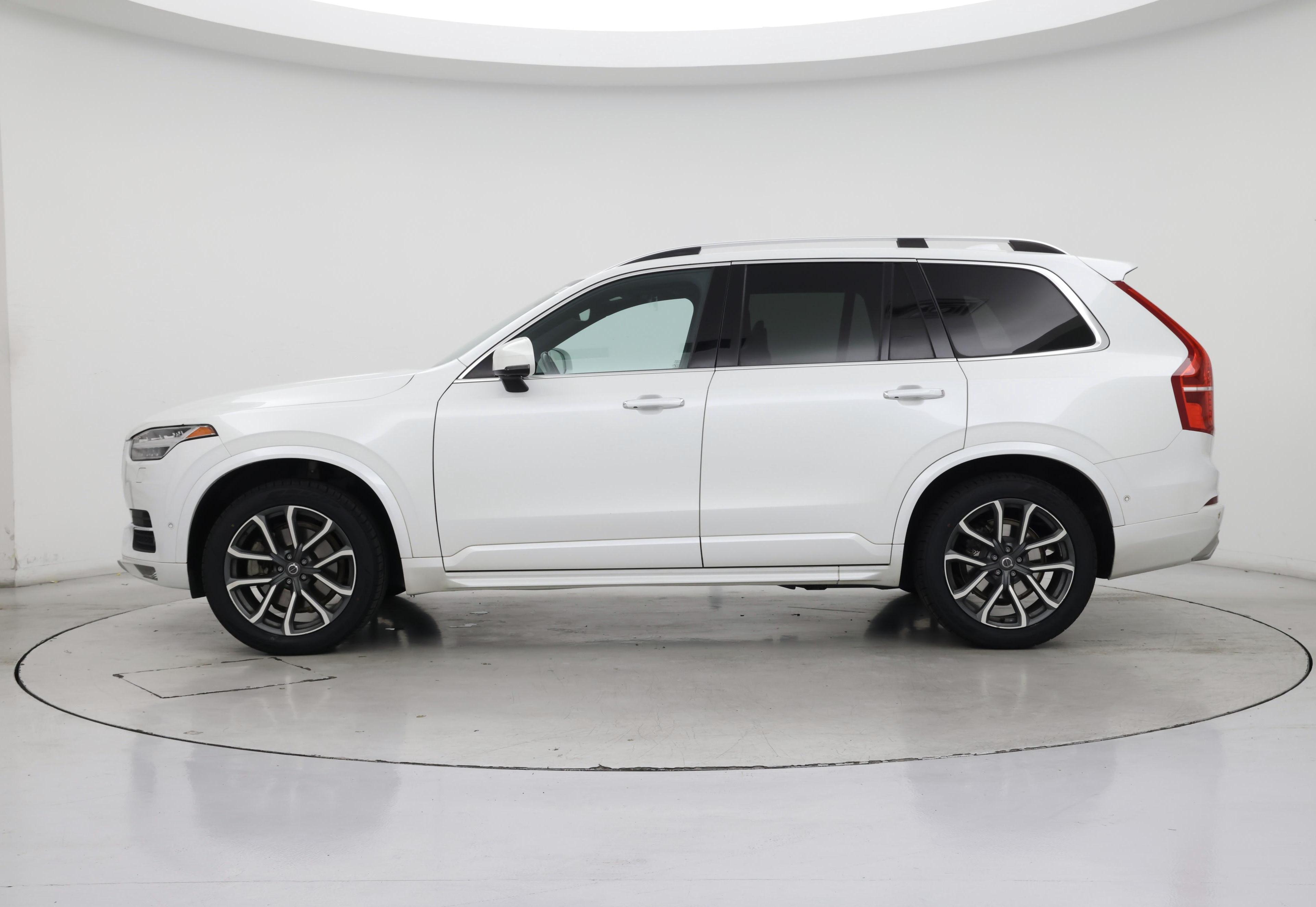 Thumbnail: 2017 Volvo XC90 - 3