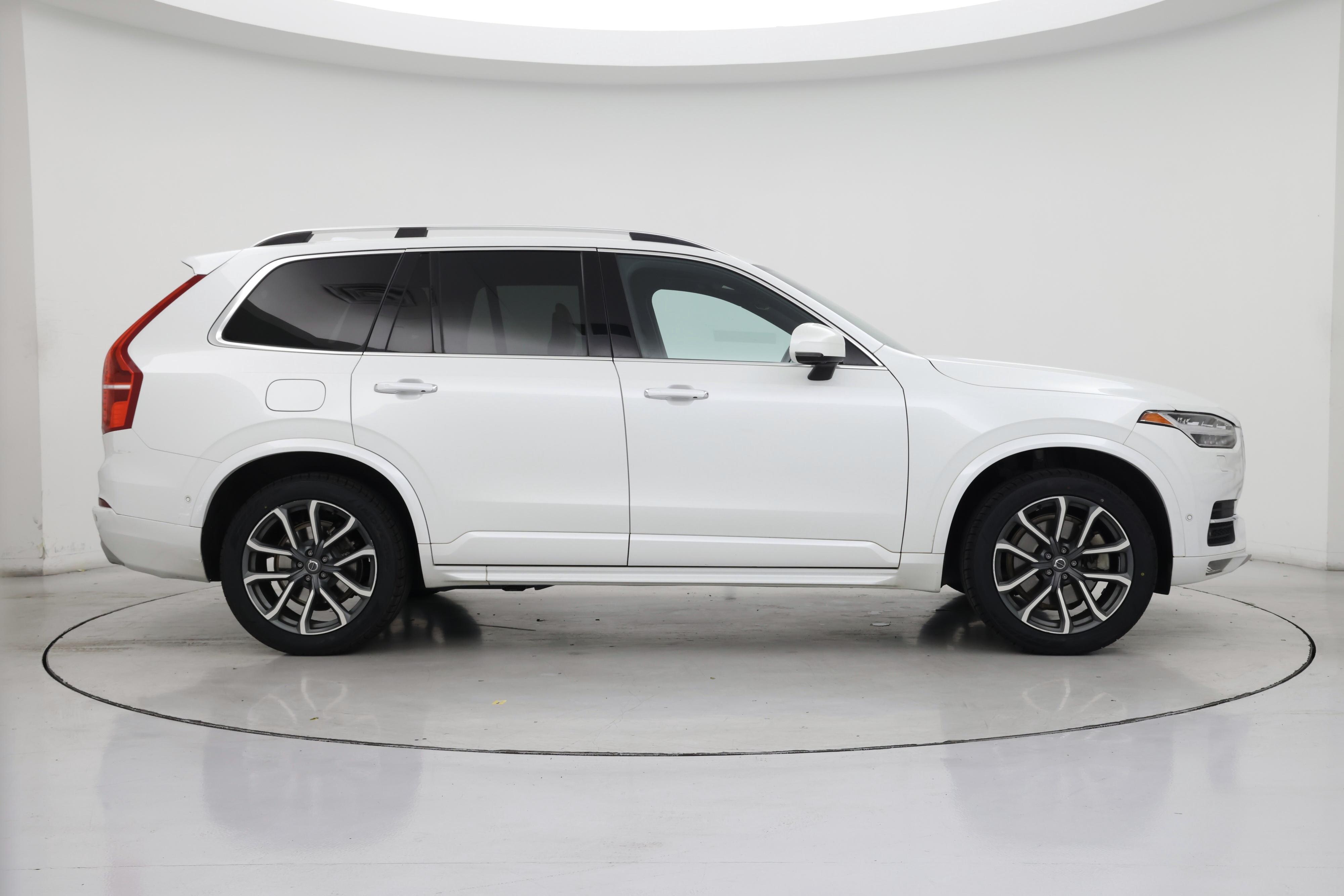 Thumbnail: 2017 Volvo XC90 - 7