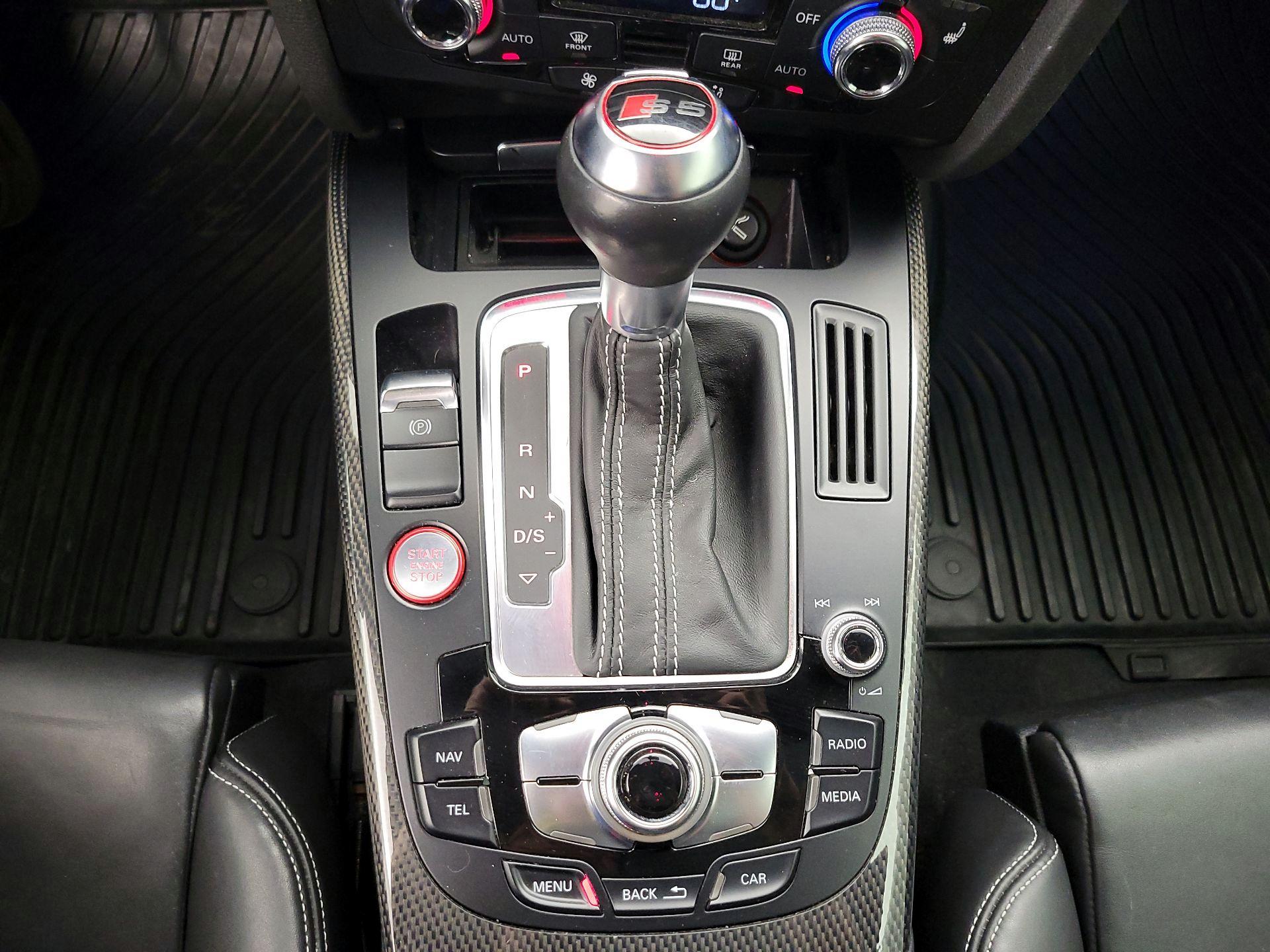 Thumbnail: 2014 Audi S5 - 18
