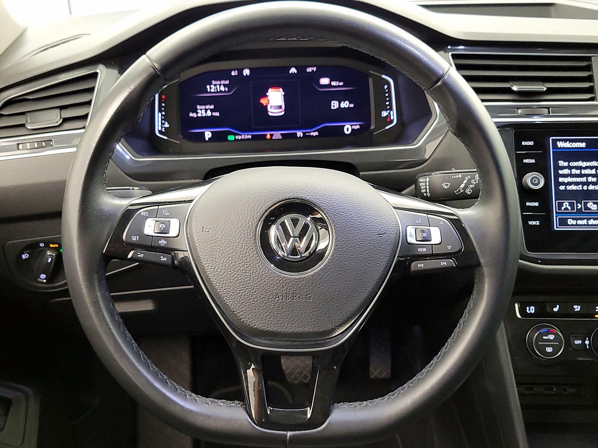Thumbnail: 2019 Volkswagen Tiguan - 10