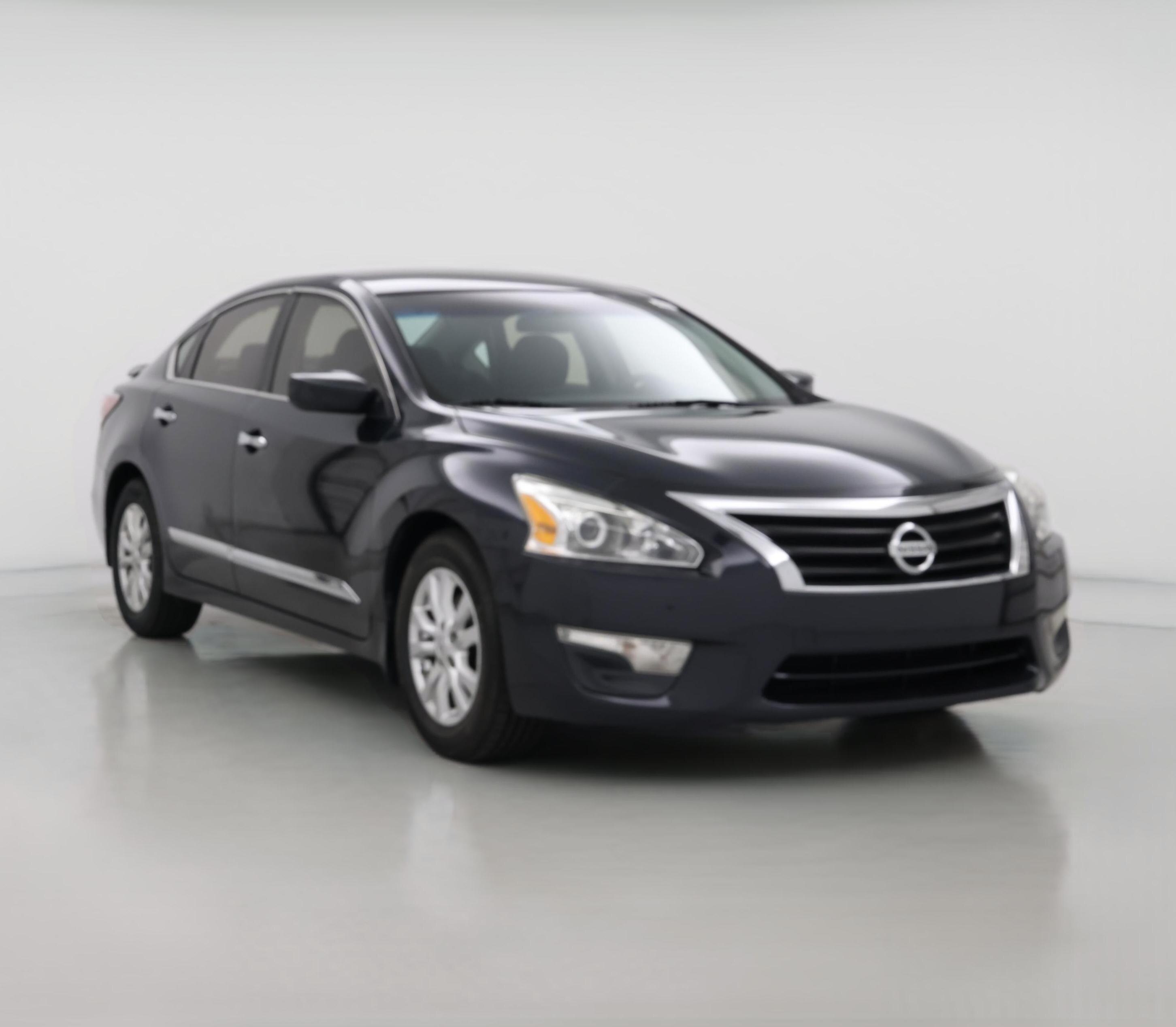 Thumbnail: 2015 Nissan Altima - 1