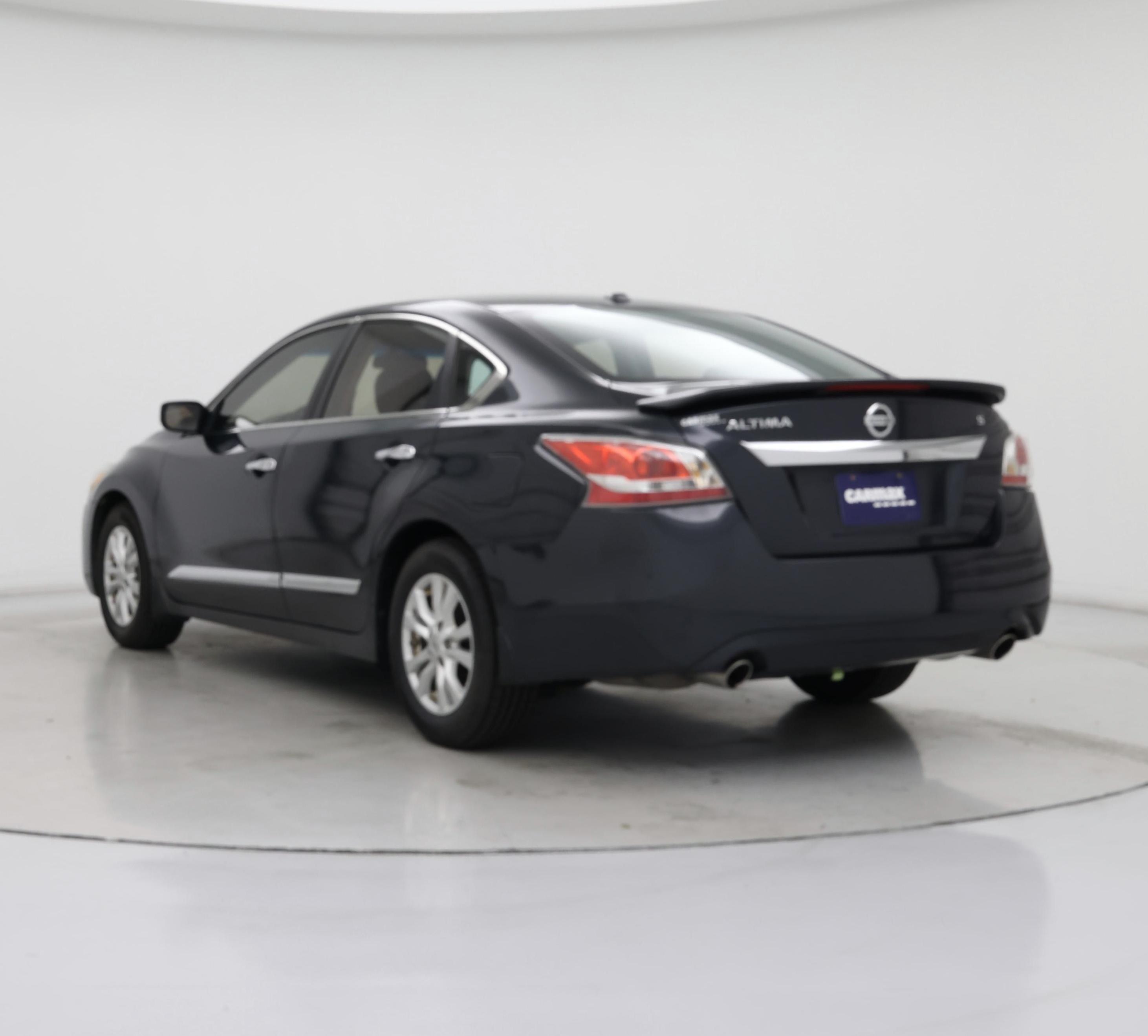 Thumbnail: 2015 Nissan Altima - 2