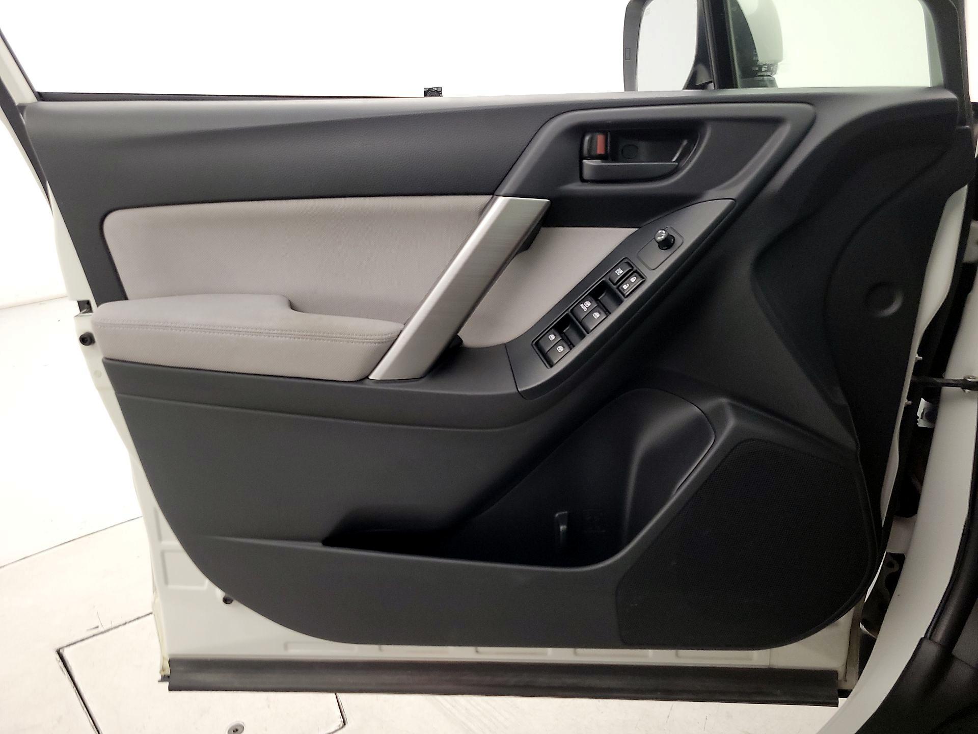 Thumbnail: 2014 Subaru Forester - 12