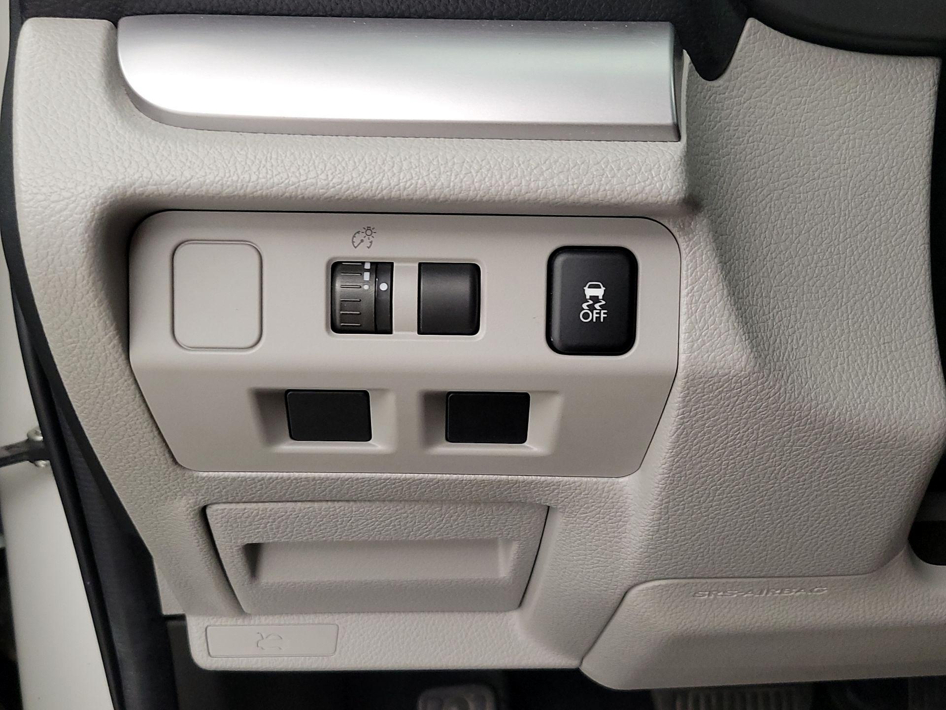 Thumbnail: 2014 Subaru Forester - 13
