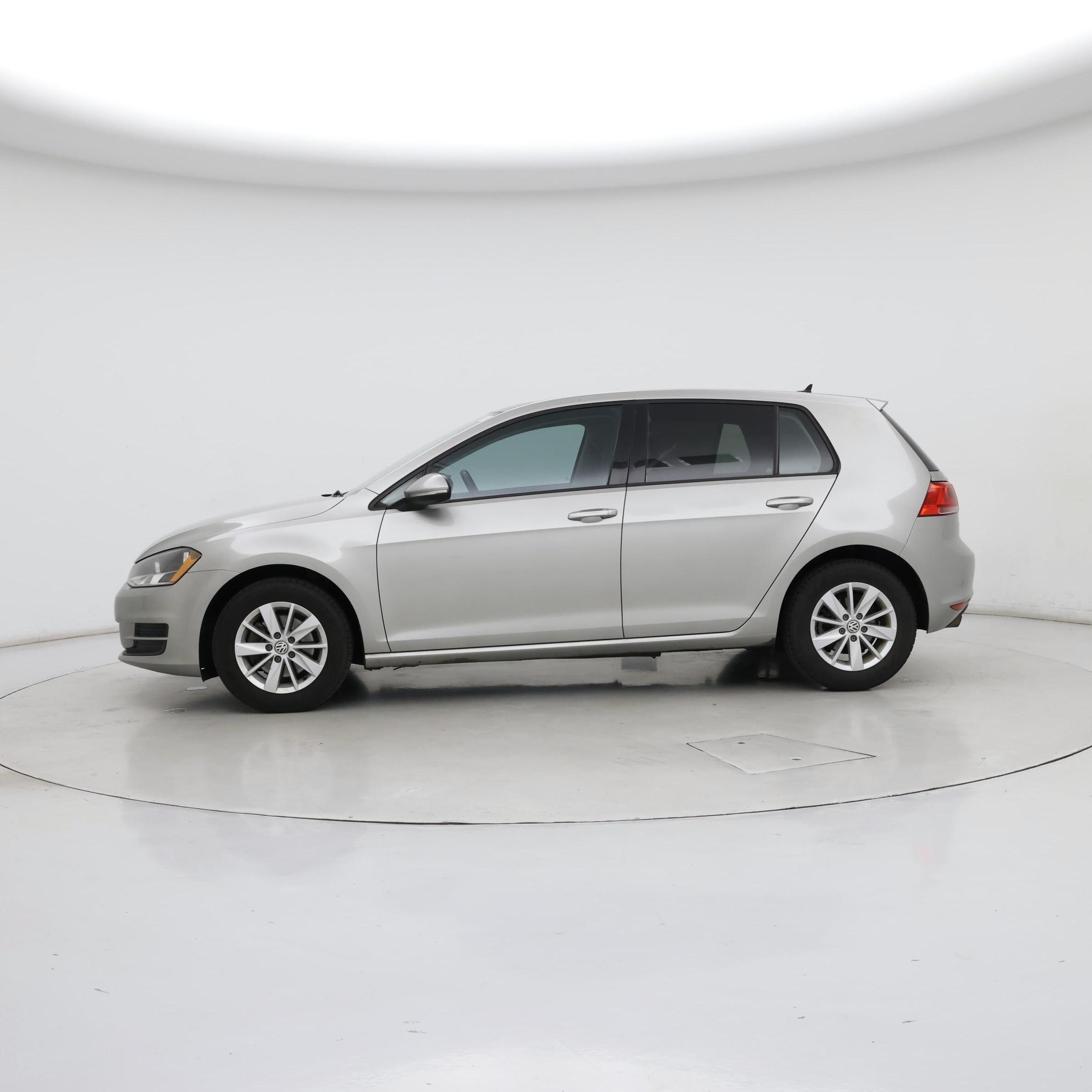 Thumbnail: 2016 Volkswagen Golf - 3