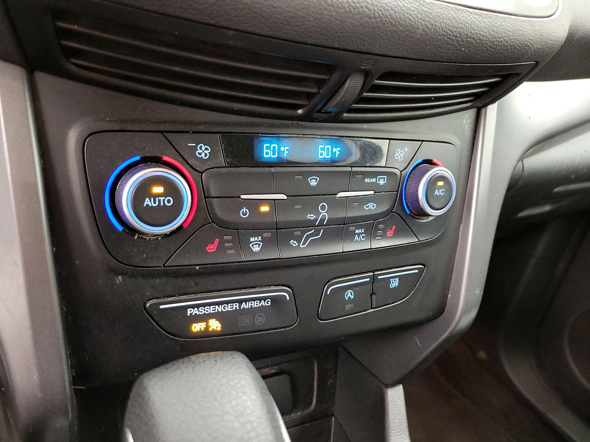 Thumbnail: 2018 Ford Escape - 16