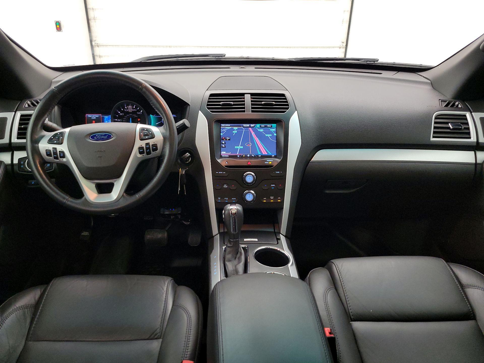 Thumbnail: 2014 Ford Explorer - 9