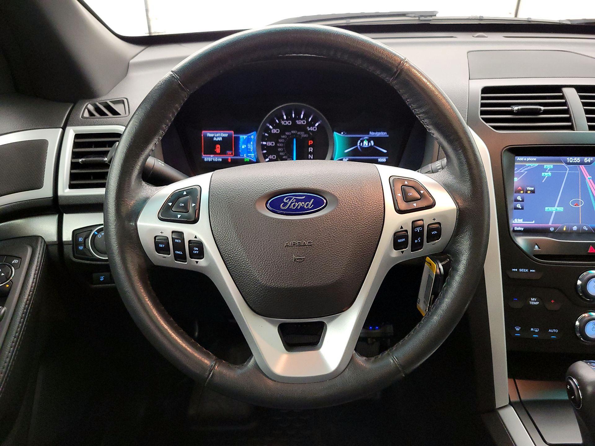 Thumbnail: 2014 Ford Explorer - 10