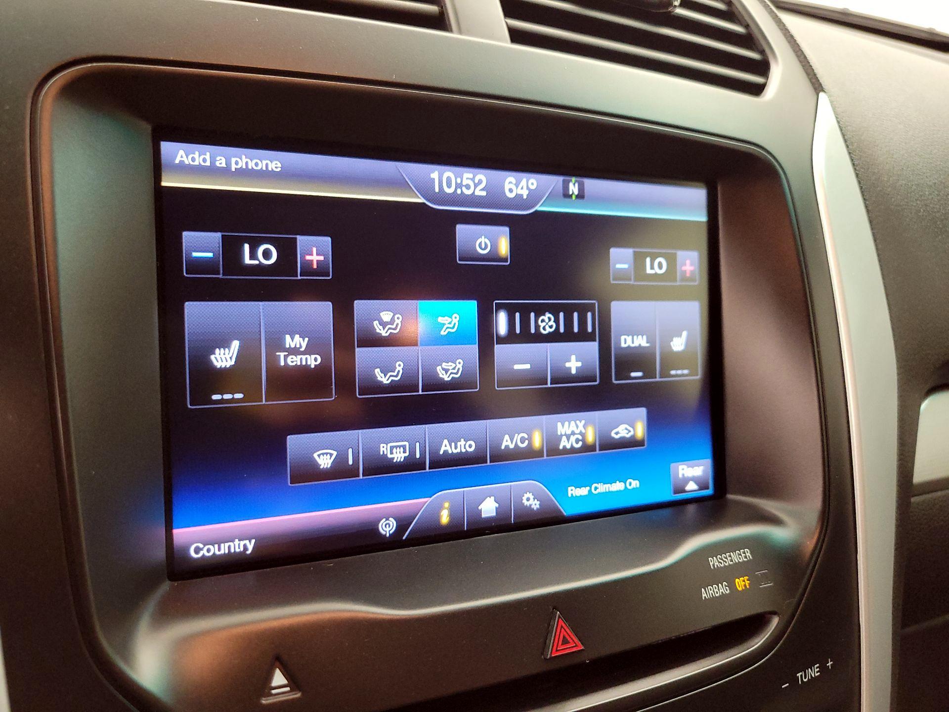 Thumbnail: 2014 Ford Explorer - 17