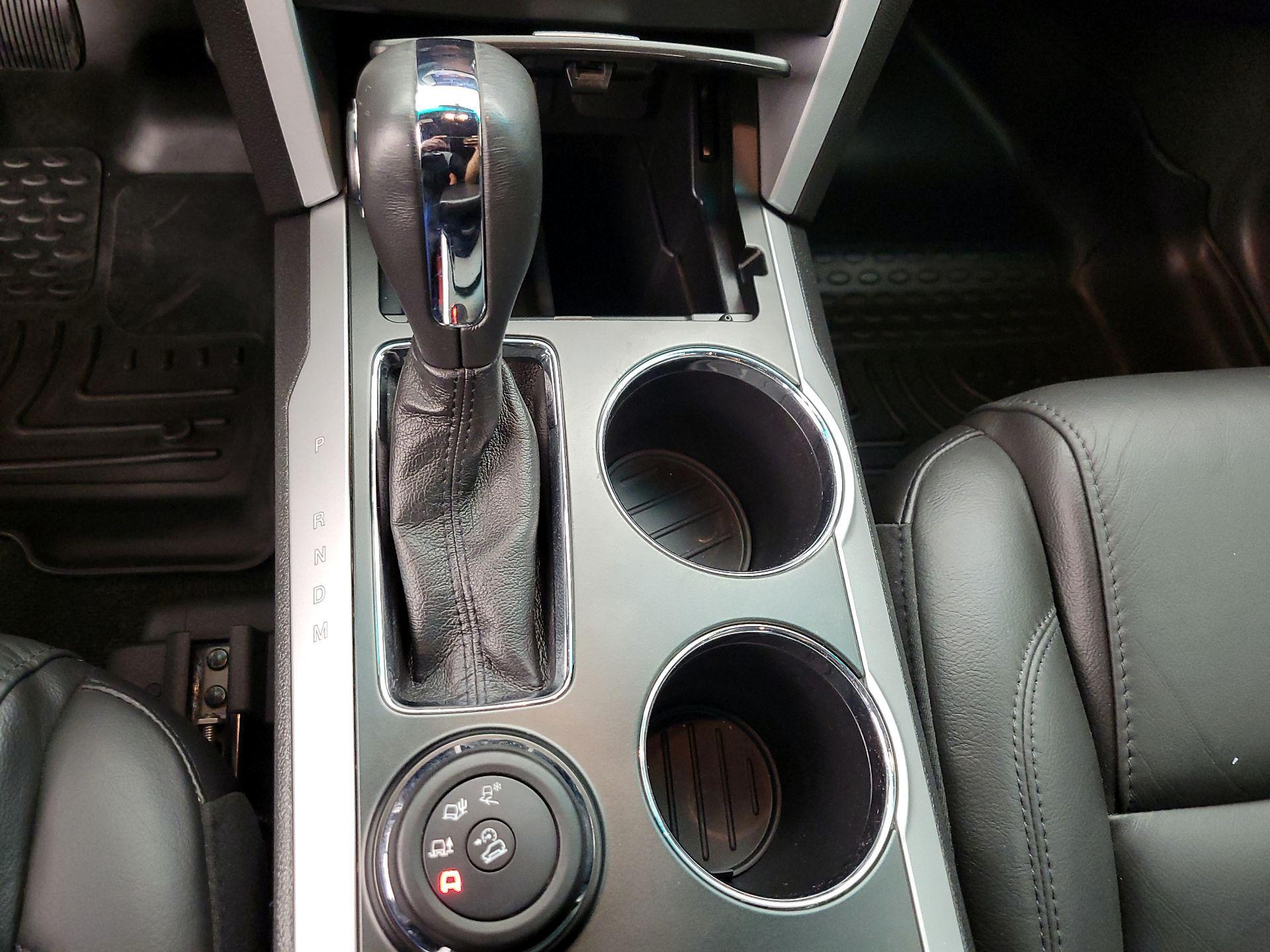 Thumbnail: 2014 Ford Explorer - 18