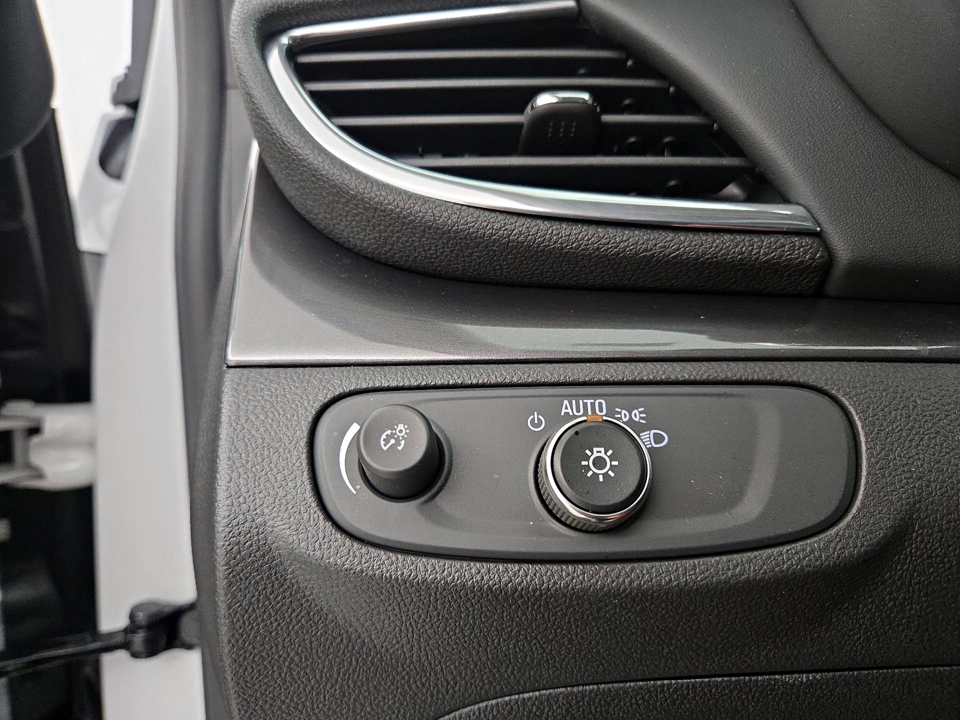 Thumbnail: 2019 Buick Encore - 13