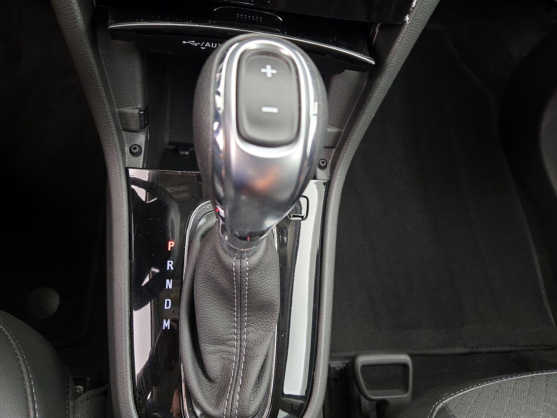 Thumbnail: 2019 Buick Encore - 17