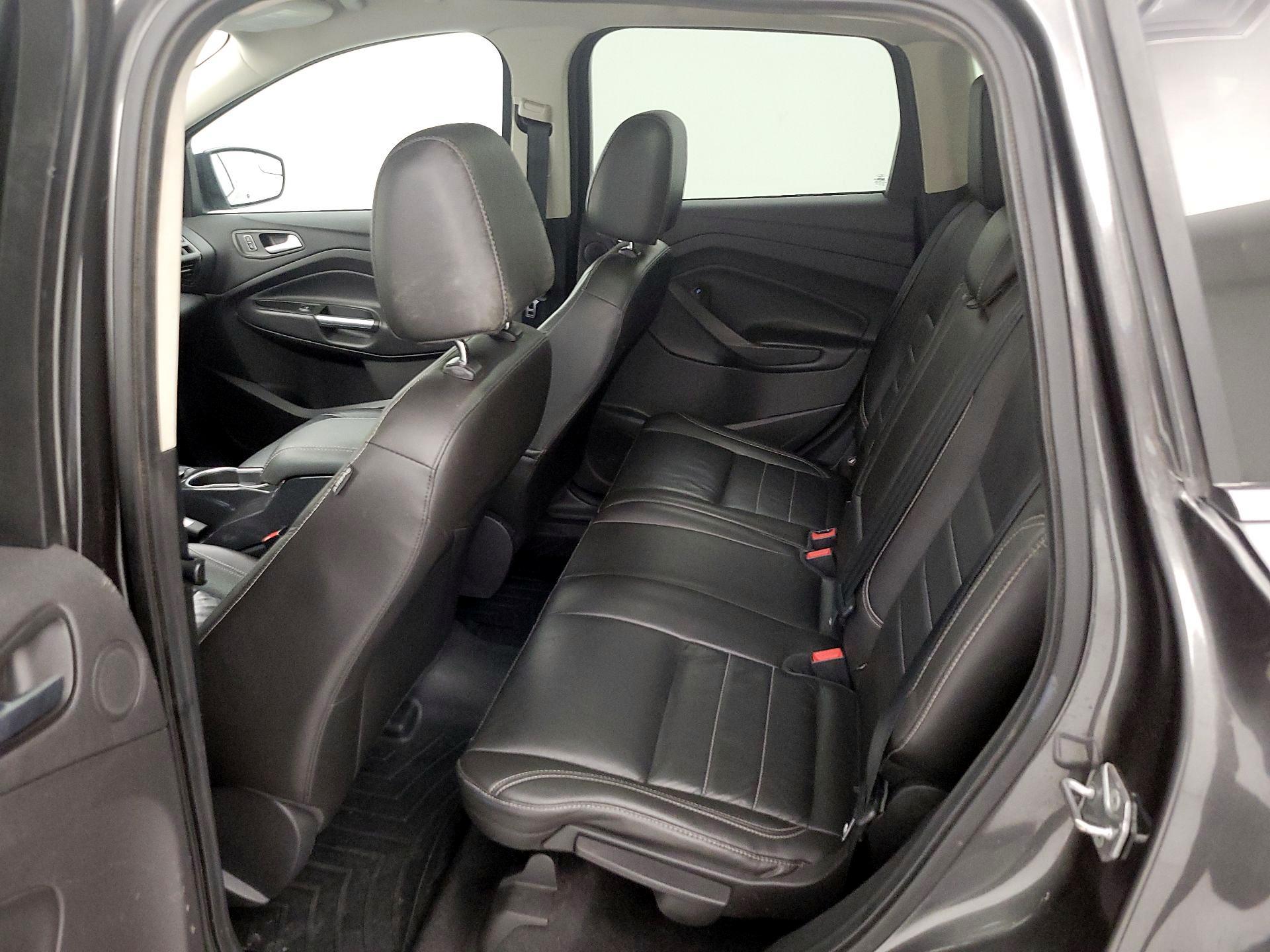 Thumbnail: 2015 Ford Escape - 20