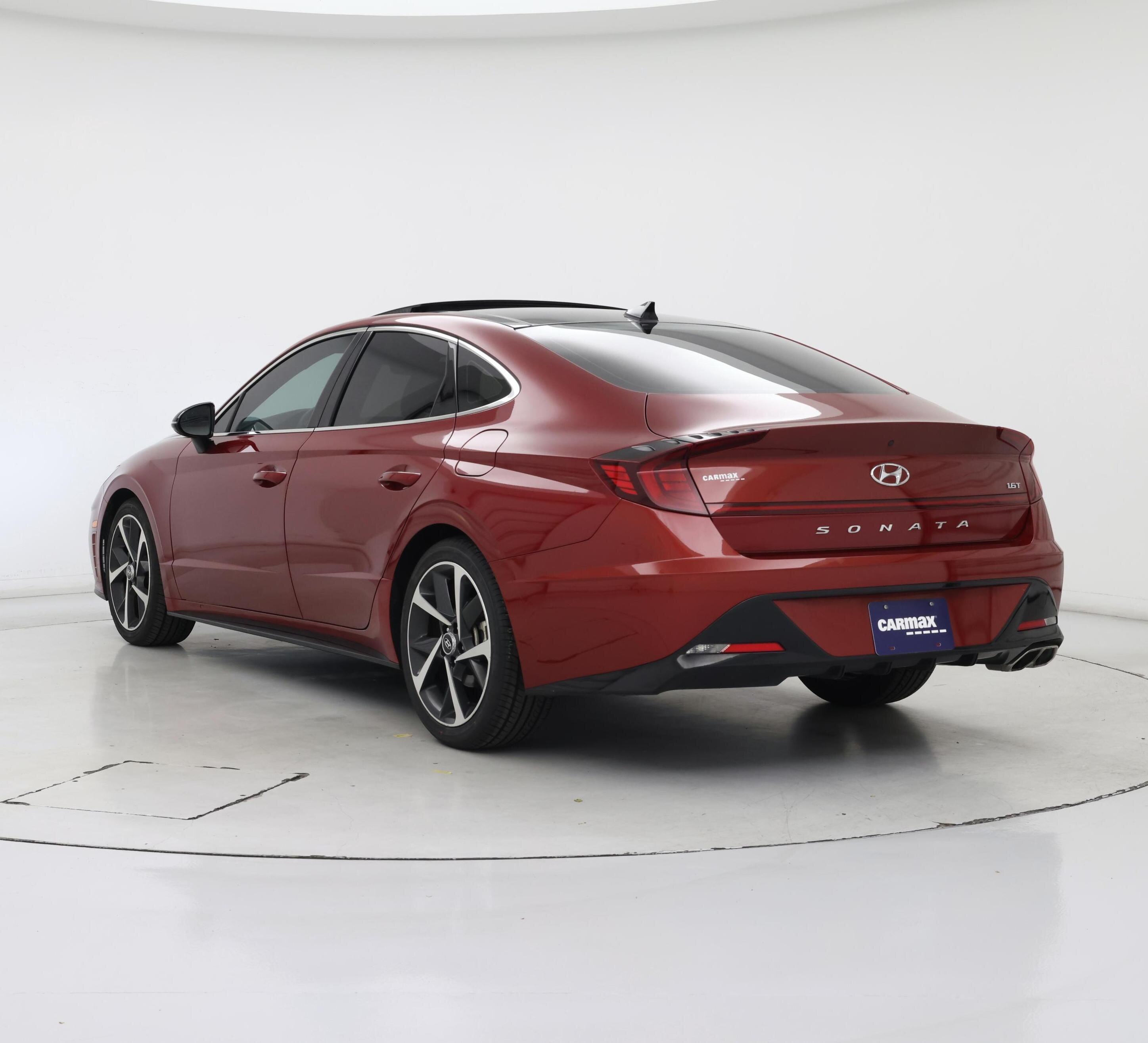 Thumbnail: 2023 Hyundai Sonata - 2