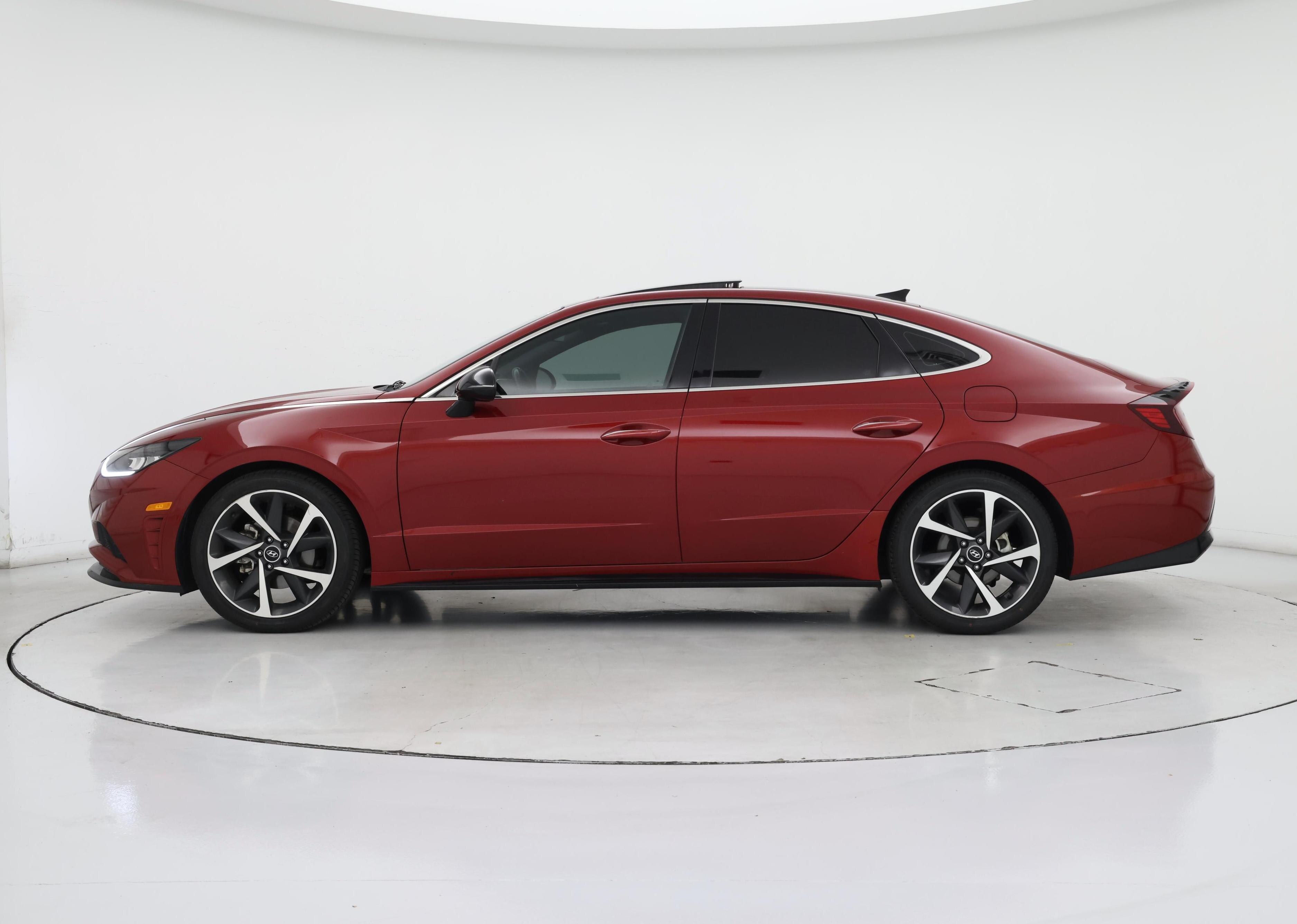 Thumbnail: 2023 Hyundai Sonata - 3