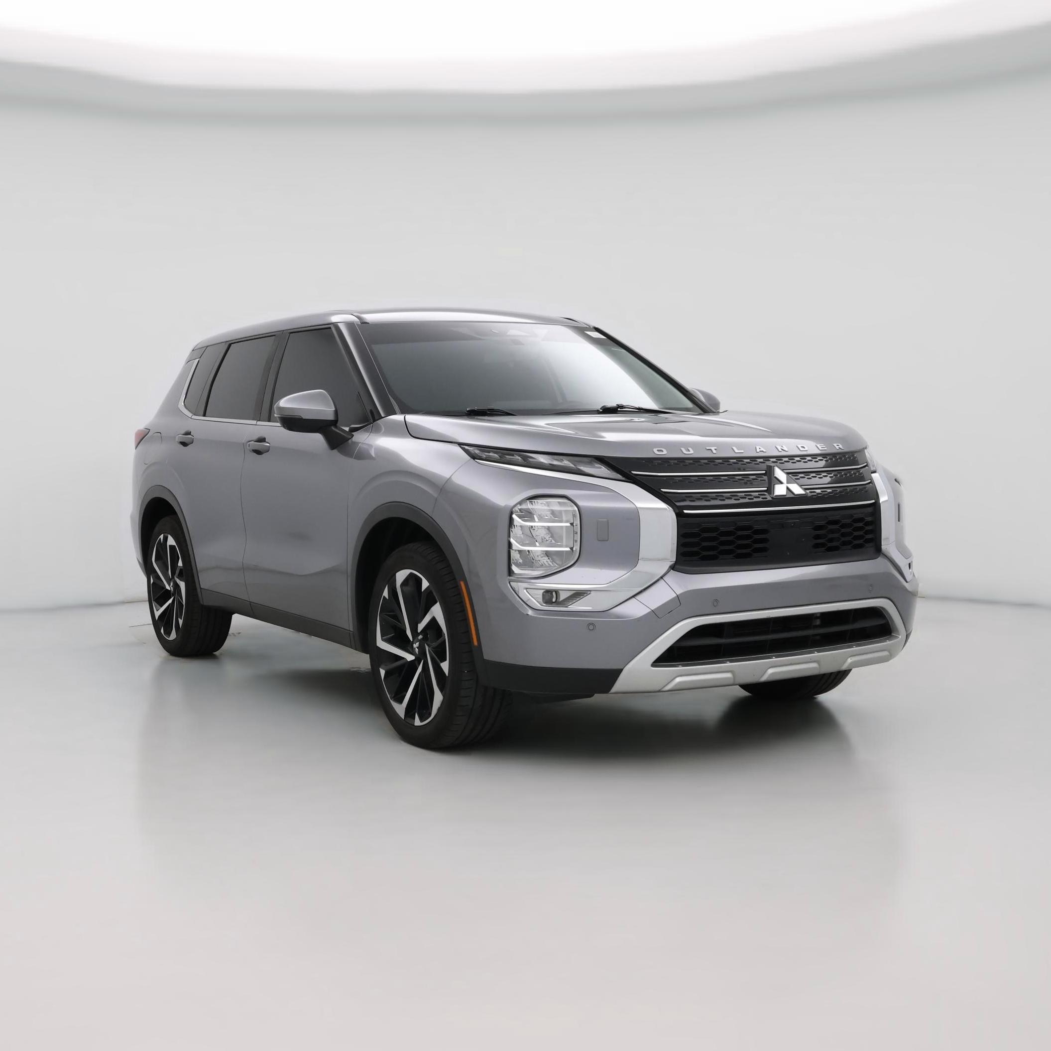 Thumbnail: 2022 Mitsubishi Outlander - 1