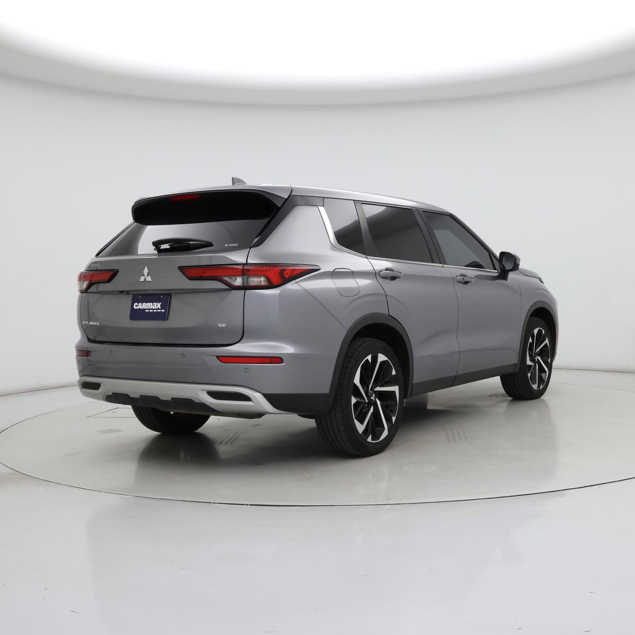 Thumbnail: 2022 Mitsubishi Outlander - 8